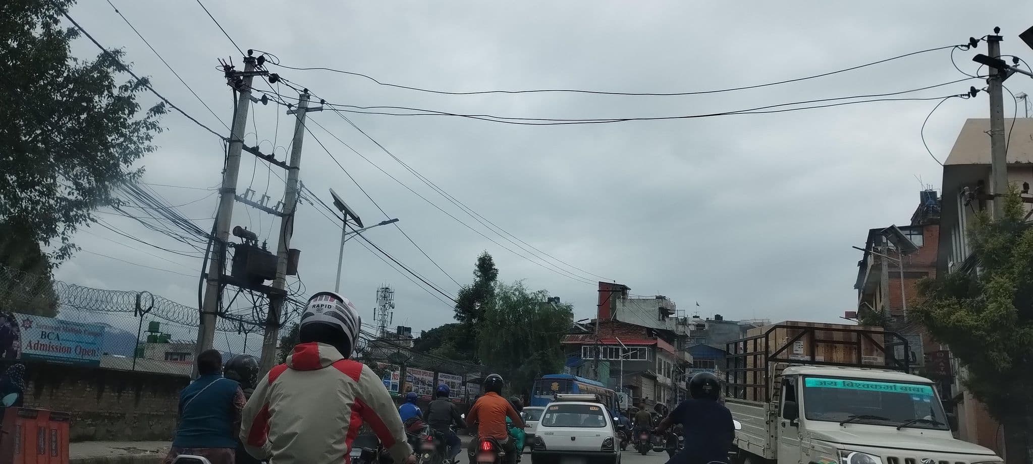 Street view near Bharitya Gorkha Sainik Niwas, Kathmandu
