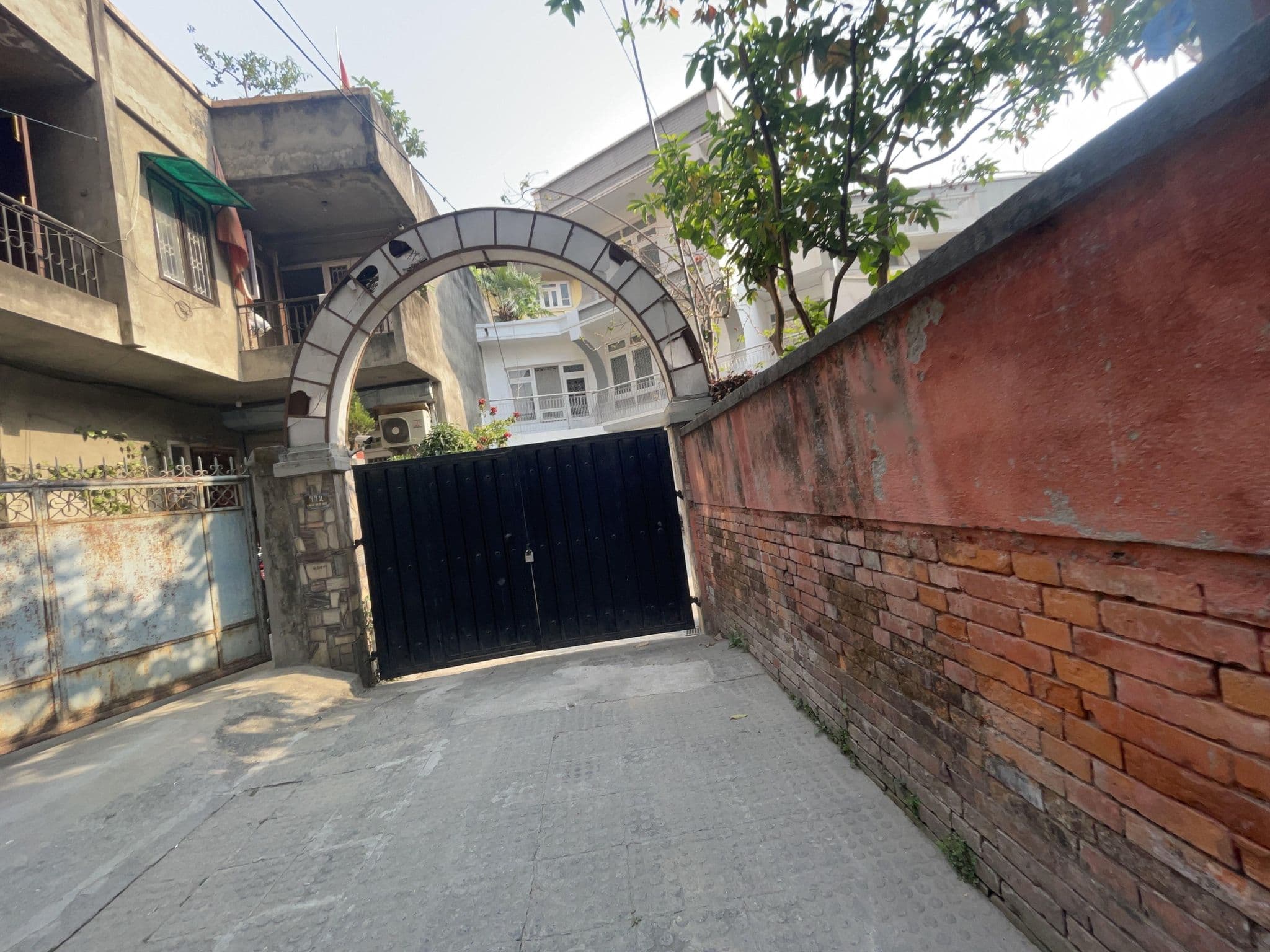 Street view near Hotel Moonlight, Kathmandu