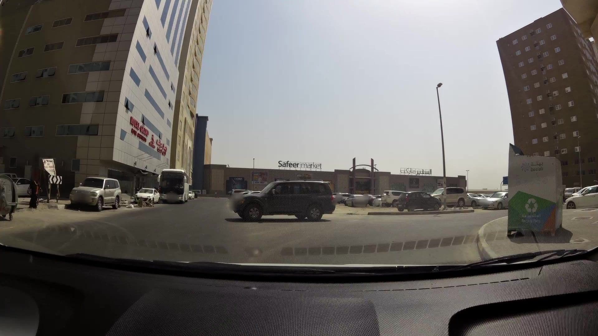 Street view near Royal Grand Suite Hotel, Al Majaz — © kaartcam (CC BY-SA · Mapillary)