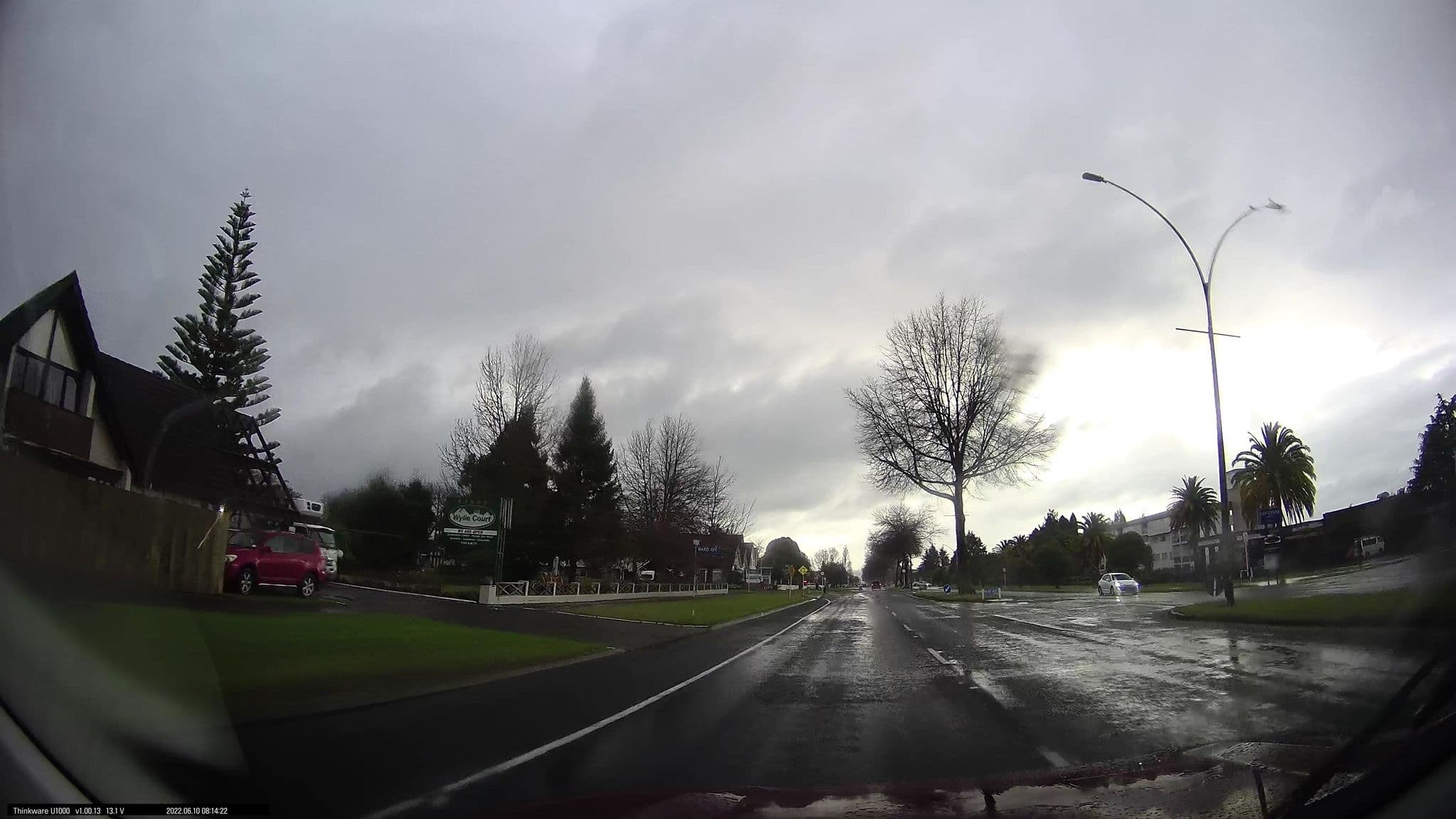 Street view near Wylie Court Motel, Victoria — © maxim752 (CC BY-SA · Mapillary)