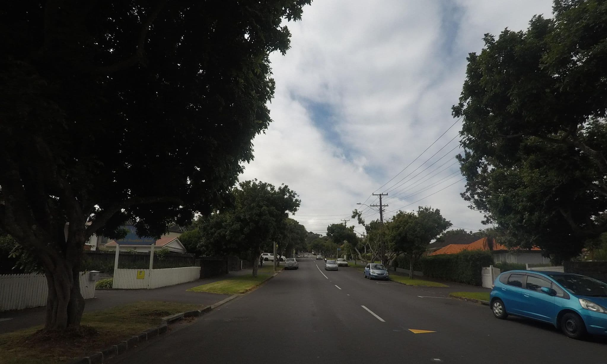 Street view near Bavaria Bed & Breakfast Hotel, Mount Eden — © ralley (CC BY-SA · Mapillary)