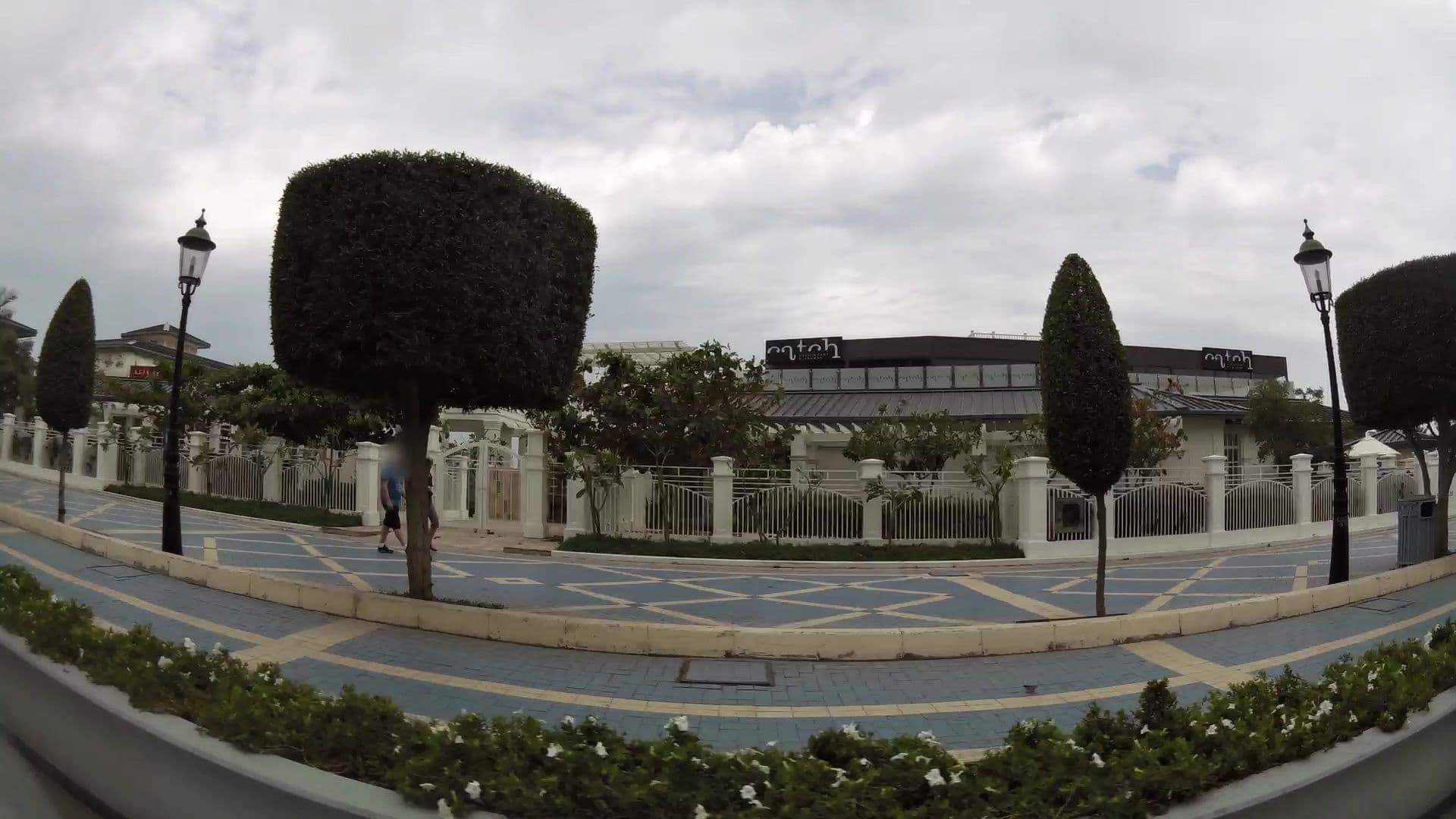 Street view near The St Regis Abu Dhabi, Abu Dhabi — © kaartcam (CC BY-SA · Mapillary)