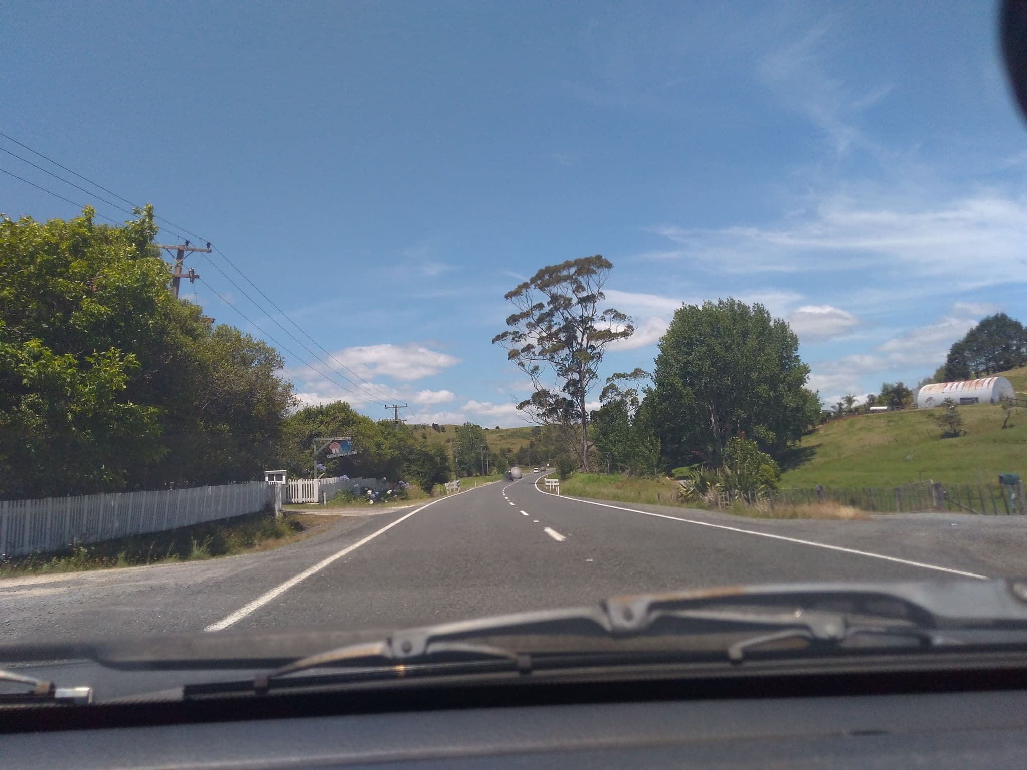 Street view near Kahoe Farms Hostel, Cable Bay — © ralley (CC BY-SA · Mapillary)