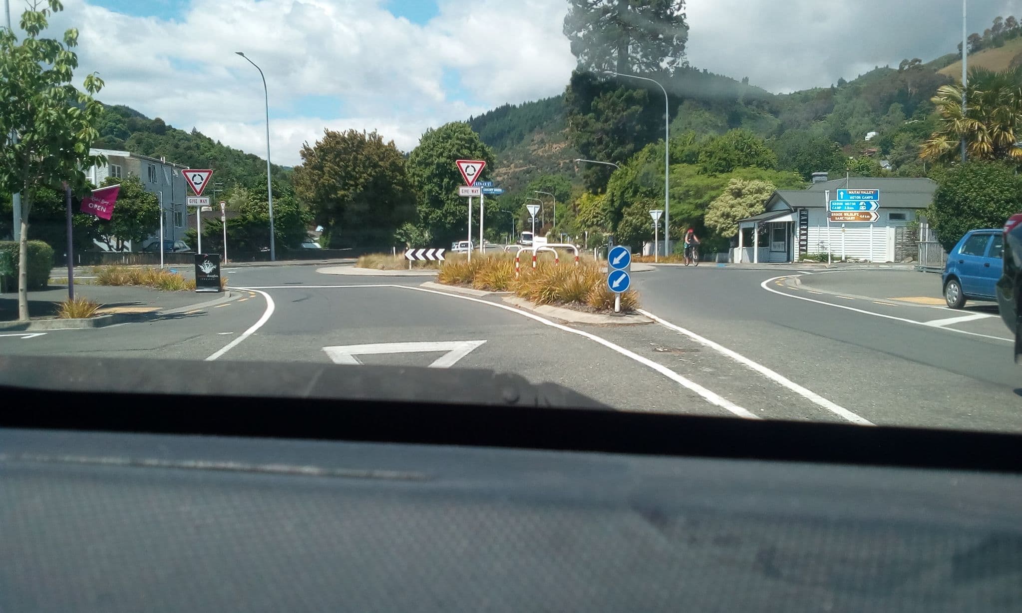 Street view near Fern Lodge, Nelson — © 1111 (CC BY-SA · Mapillary)