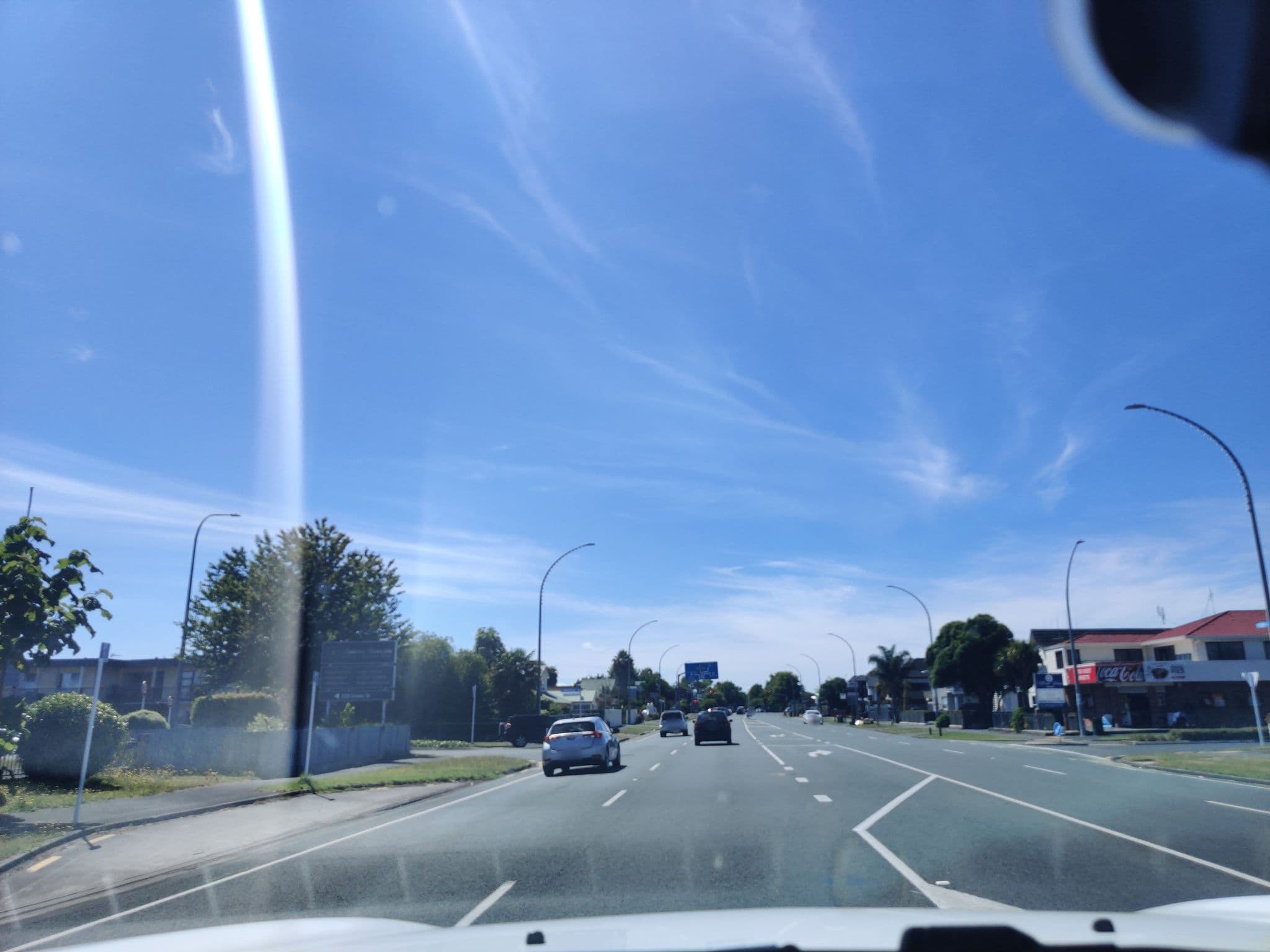 Street view near Comfort Inn, Hamilton West — © elphix (CC BY-SA · Mapillary)