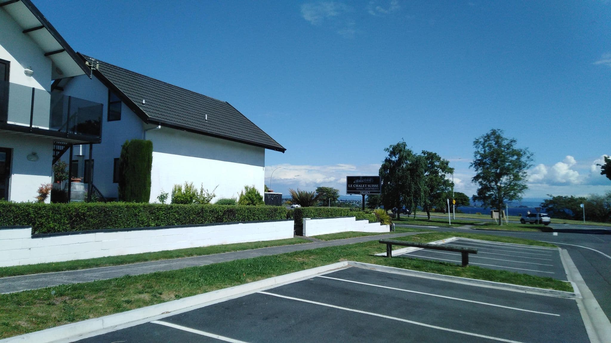Street view near Le Chalet Suisse Motel, Taupo — © 1111 (CC BY-SA · Mapillary)