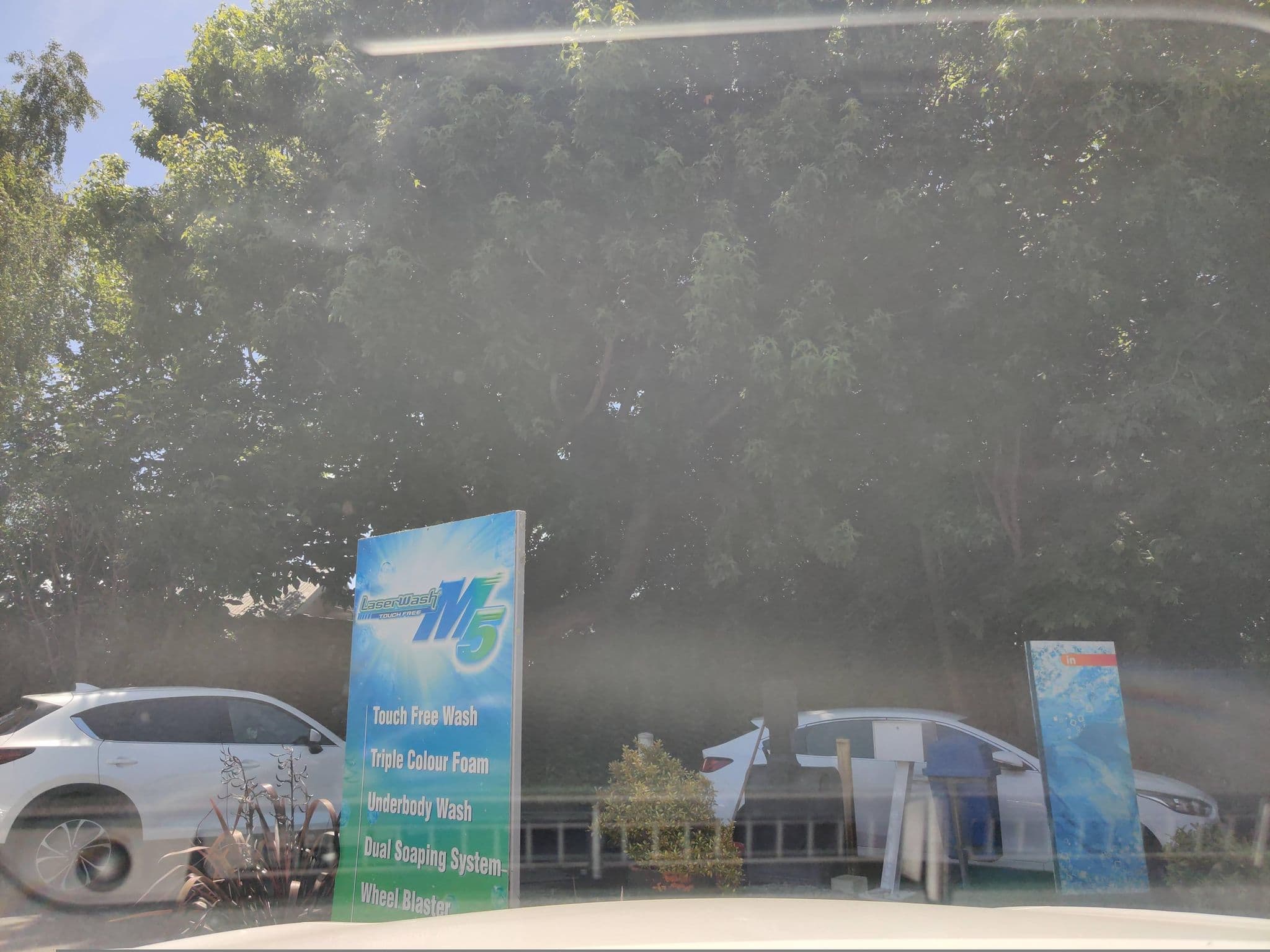 Street view near Baptist Student Hostel, Palmerston North — © elphix (CC BY-SA · Mapillary)