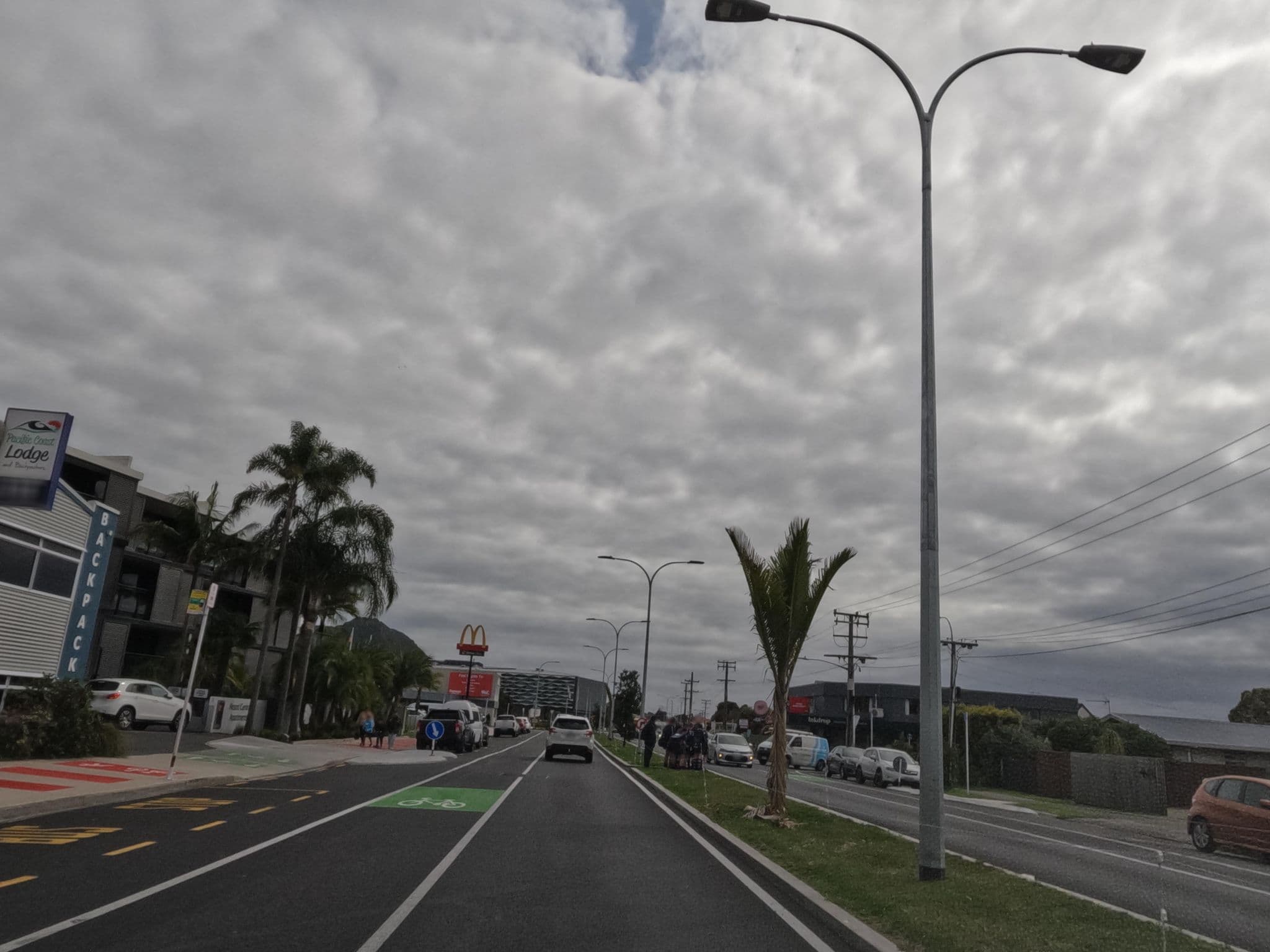 Street view near Pacific Coast Lodge & Backpackers, Mount Maunganui — © rsnaru (CC BY-SA · Mapillary)