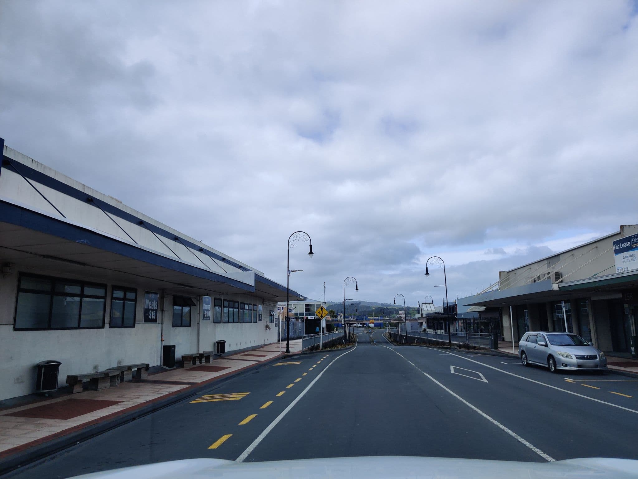Street view near The Essex Arms, Huntly — © elphix (CC BY-SA · Mapillary)