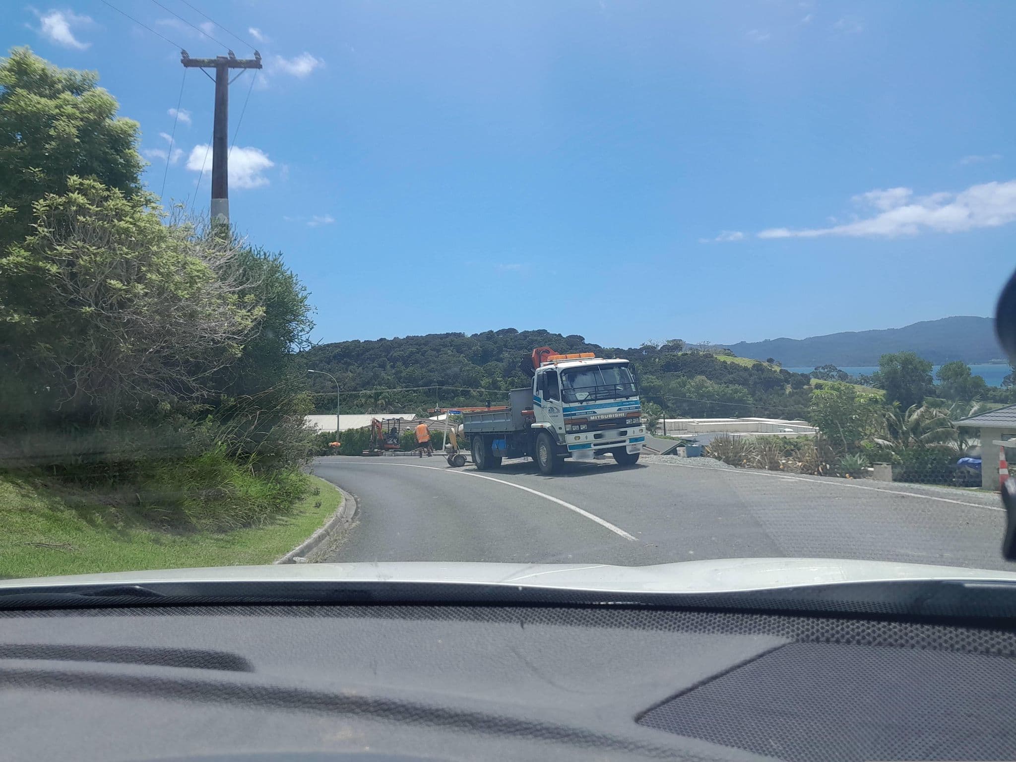 Street view near Doubtless Bay Bed and Breakfast, Cable Bay — © KellySprouleNTA (CC BY-SA · Mapillary)