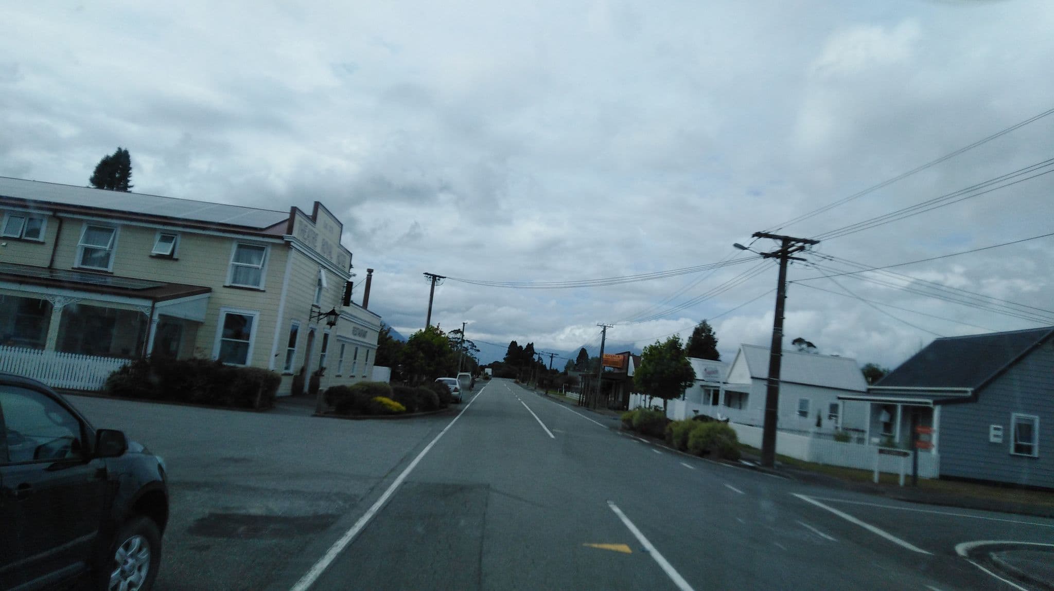 Street view near The Undertakers Backpackers, Karoro — © 1111 (CC BY-SA · Mapillary)