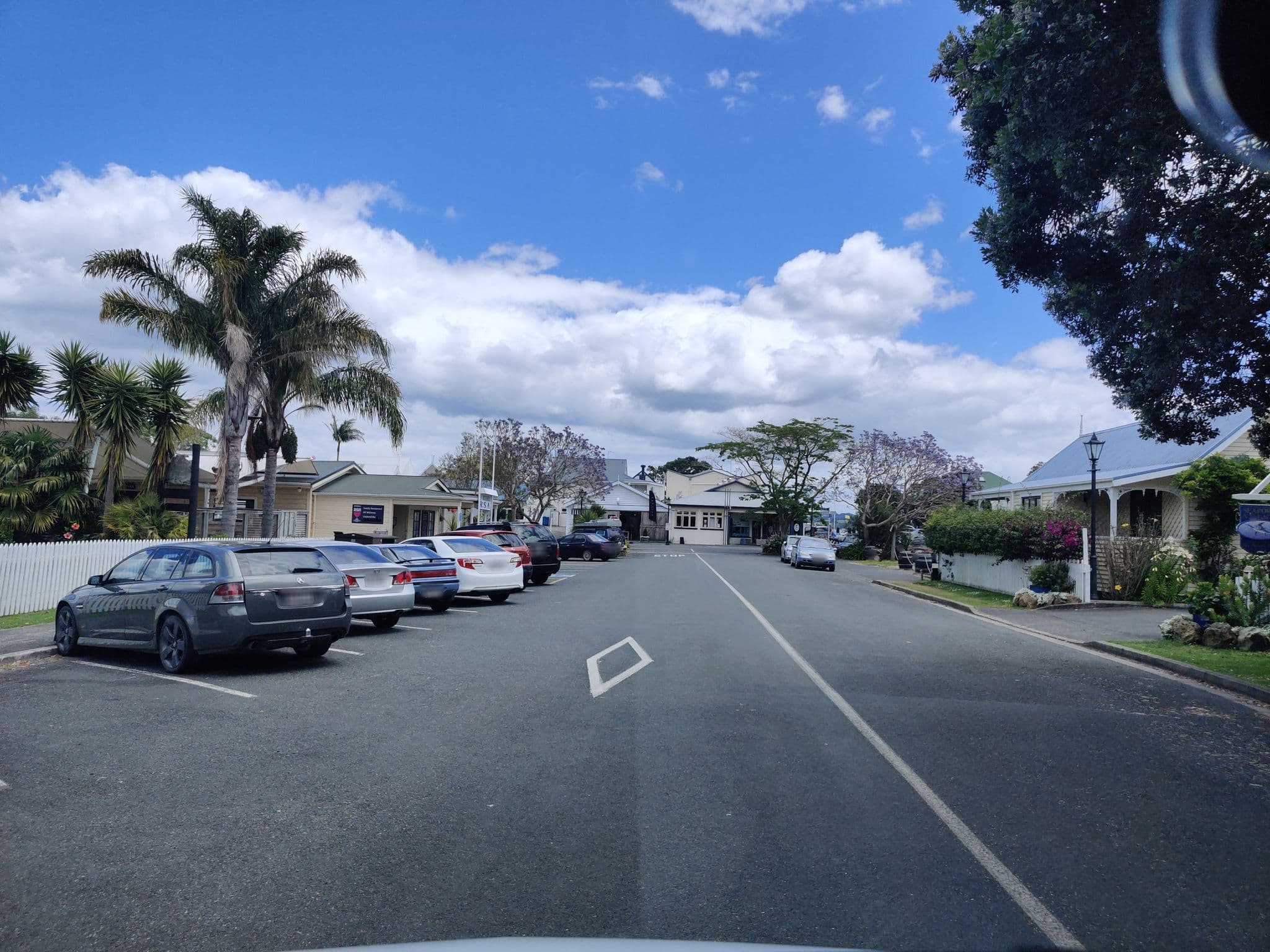 Street view near Seaport Village, Paihia — © elphix (CC BY-SA · Mapillary)