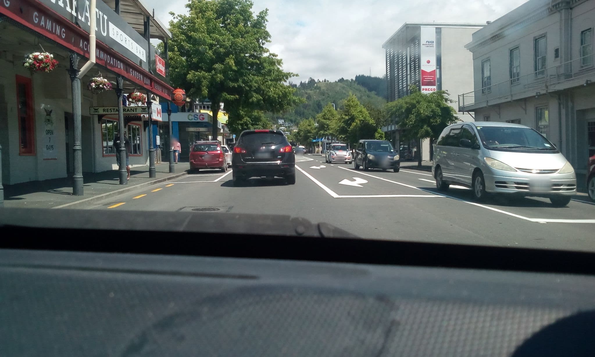 Street view near The Royal Hotel, Nelson — © 1111 (CC BY-SA · Mapillary)