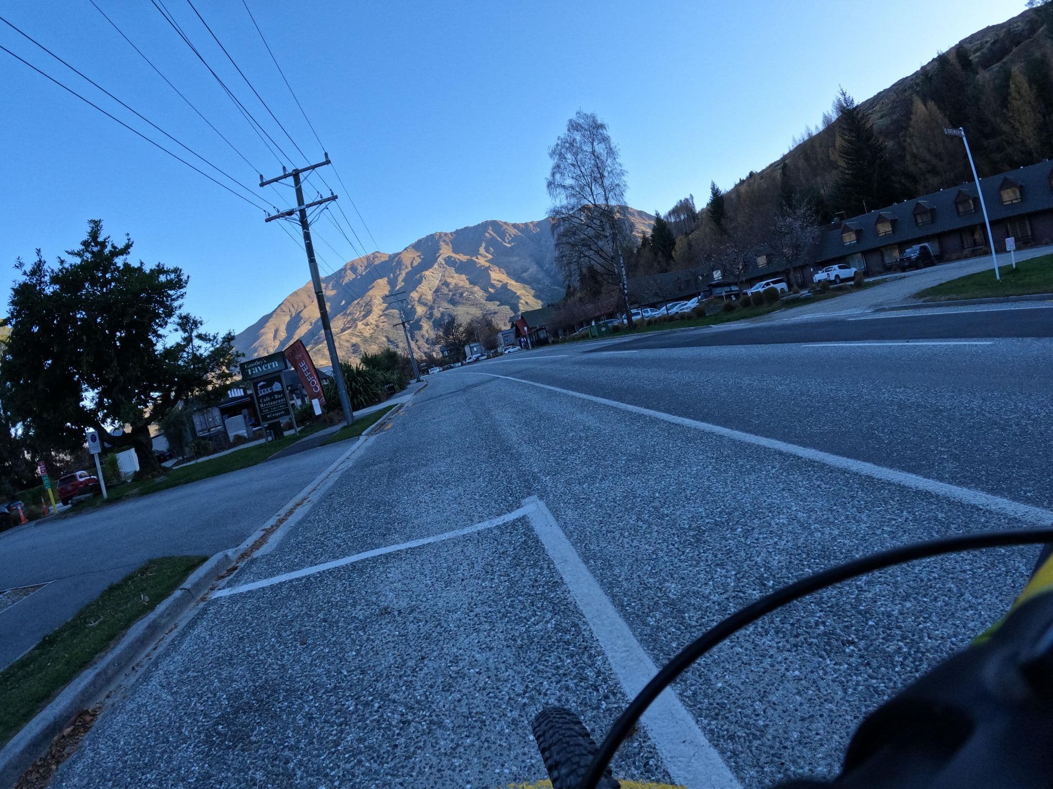 Street view near Swiss-Belresort Coronet Peak, Arthurs Point — © skillsy (CC BY-SA · Mapillary)