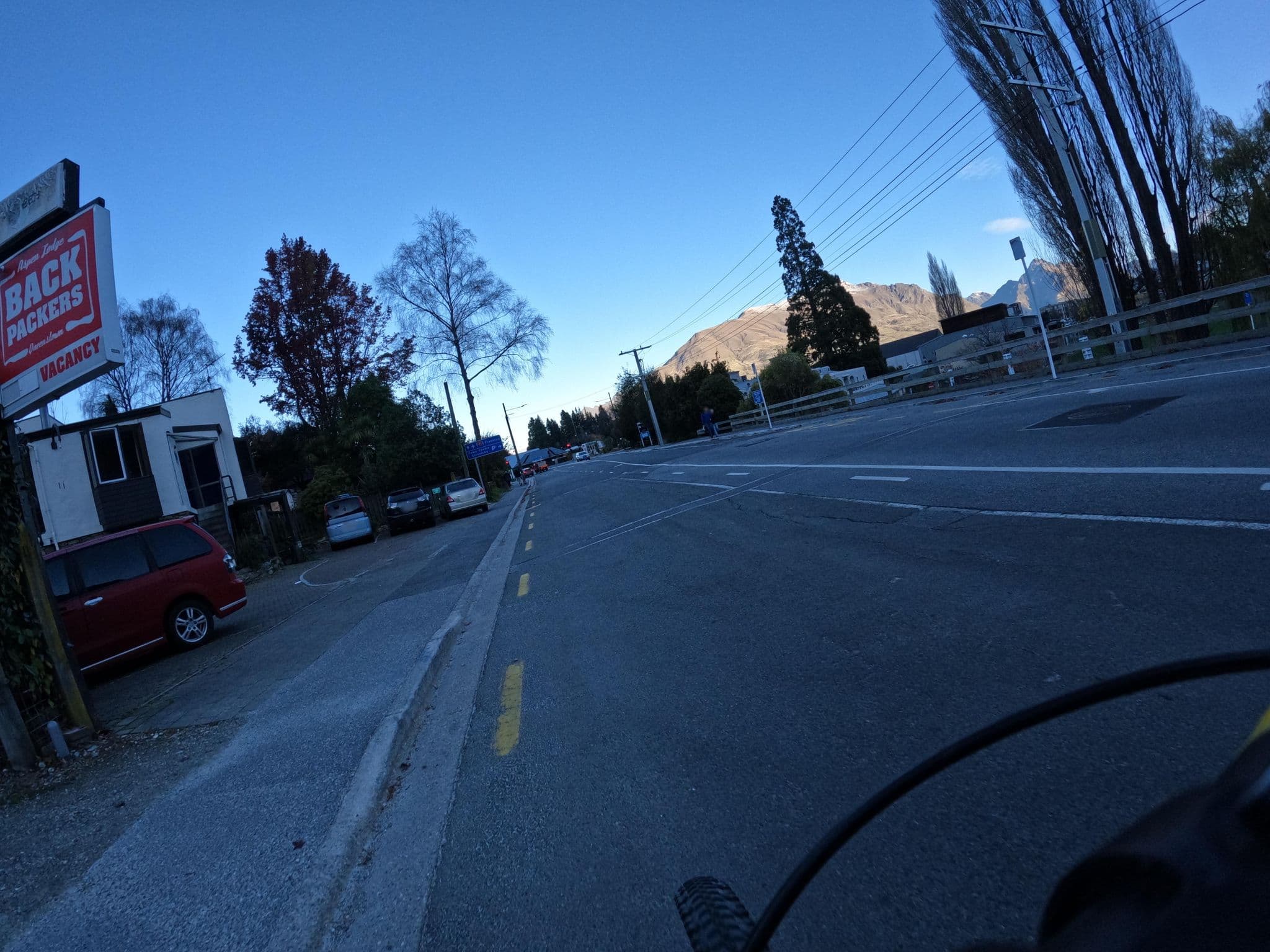 Street view near Aspen Lodge Backpackers, Queenstown — © skillsy (CC BY-SA · Mapillary)