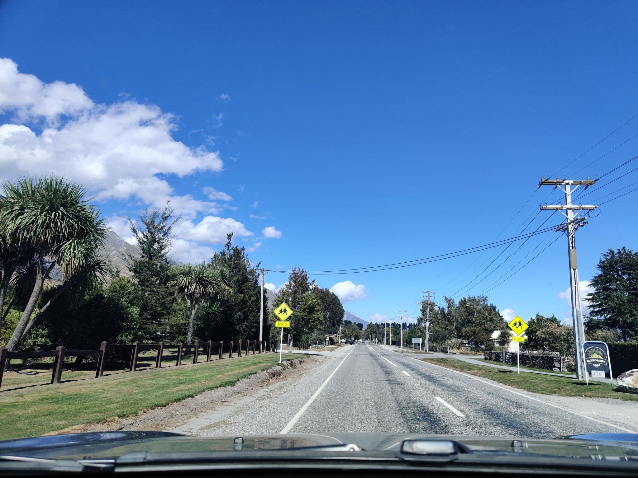 Street view near Glenoarchy Motel, Arthurs Point — © elphix (CC BY-SA · Mapillary)