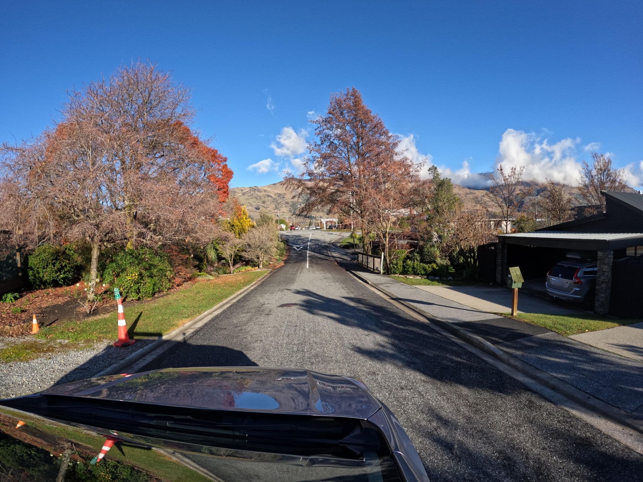 Street view near Wanaka Willowbrook Cottage, Wanaka — © skillsy (CC BY-SA · Mapillary)