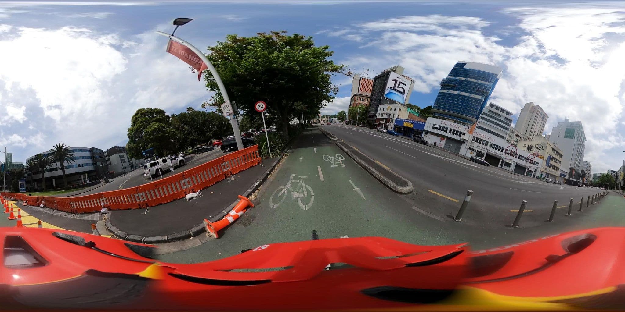 Street view near Beach Road Hostel, Auckland — © ralley (CC BY-SA · Mapillary)