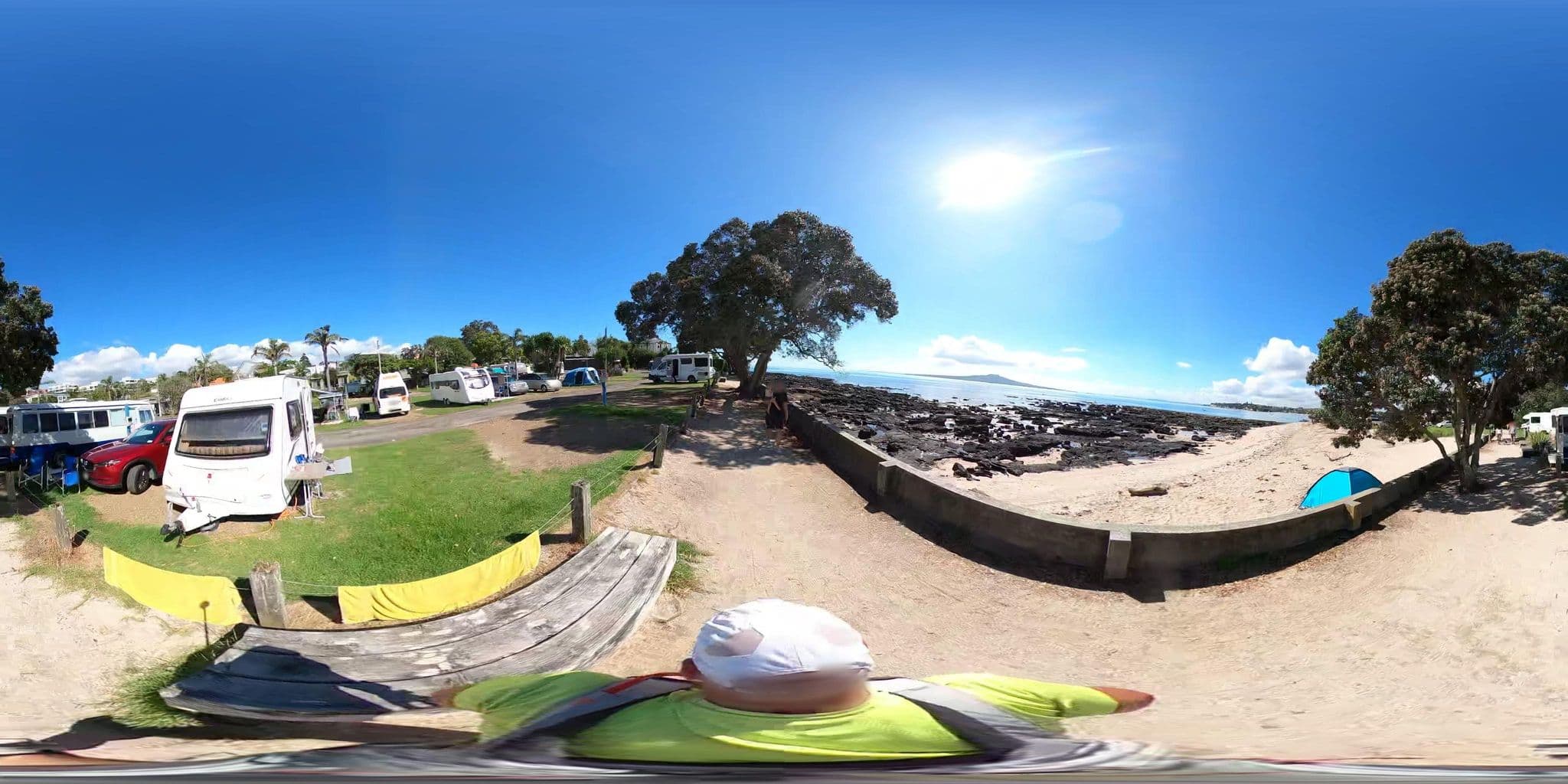 Street view near Takapuna Beach Holiday Park, Takapuna — © ralley (CC BY-SA · Mapillary)