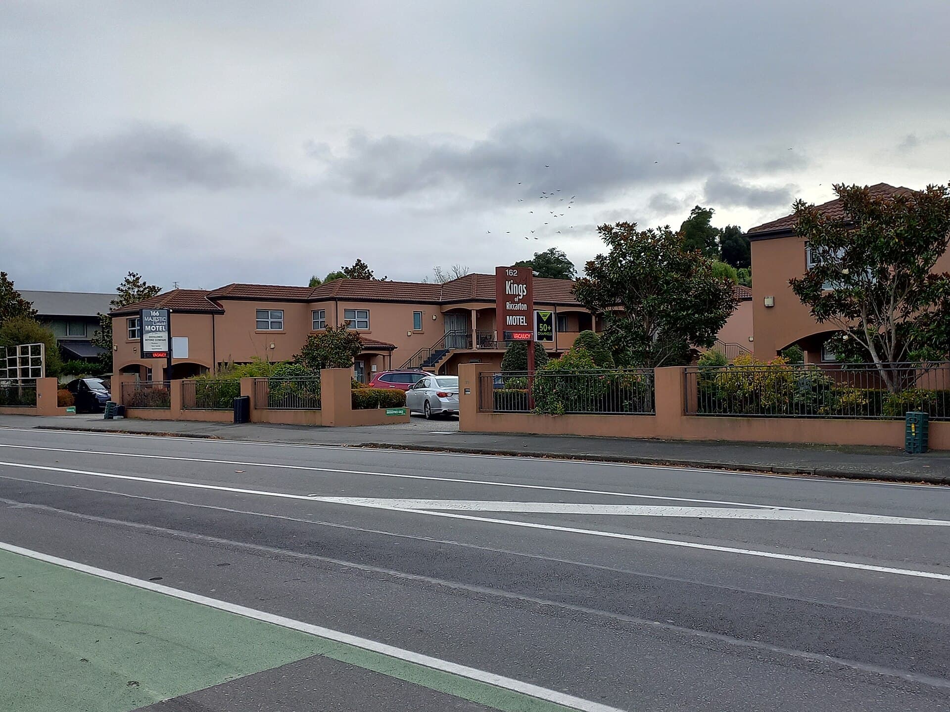 162 Kings of Riccarton Motel (via Wikimedia Commons, CC BY-SA 3.0)