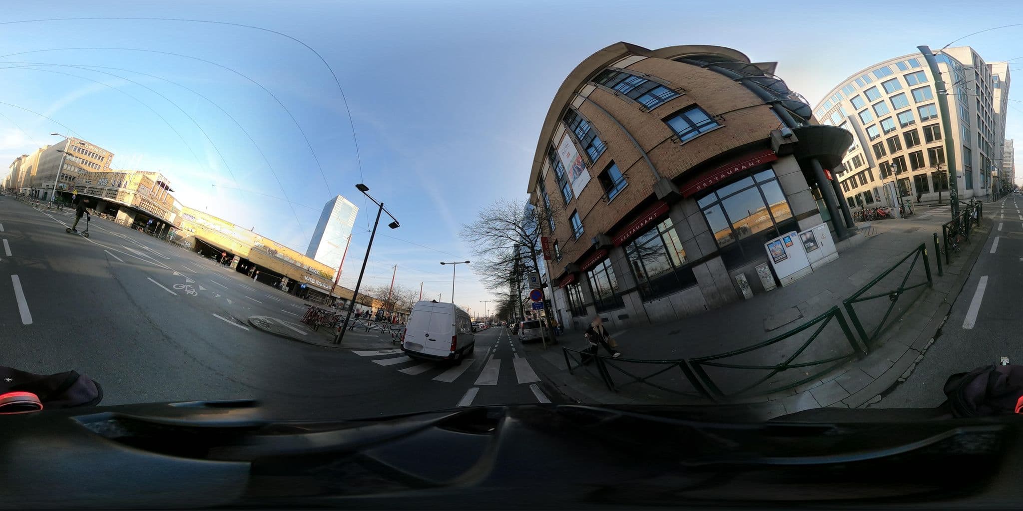 Street view near ibis, Saint-Gilles — © RaphaelPasLoin (CC BY-SA · Mapillary)