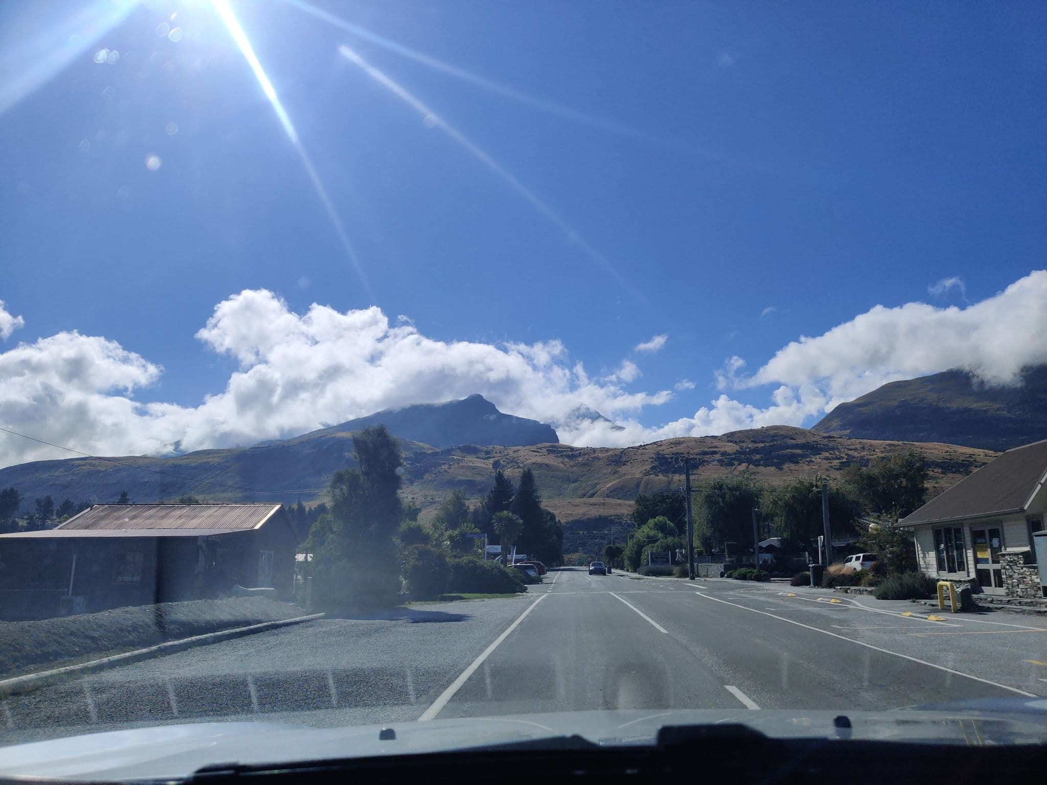 Street view near Bold Peak Lodge, Arthurs Point — © elphix (CC BY-SA · Mapillary)