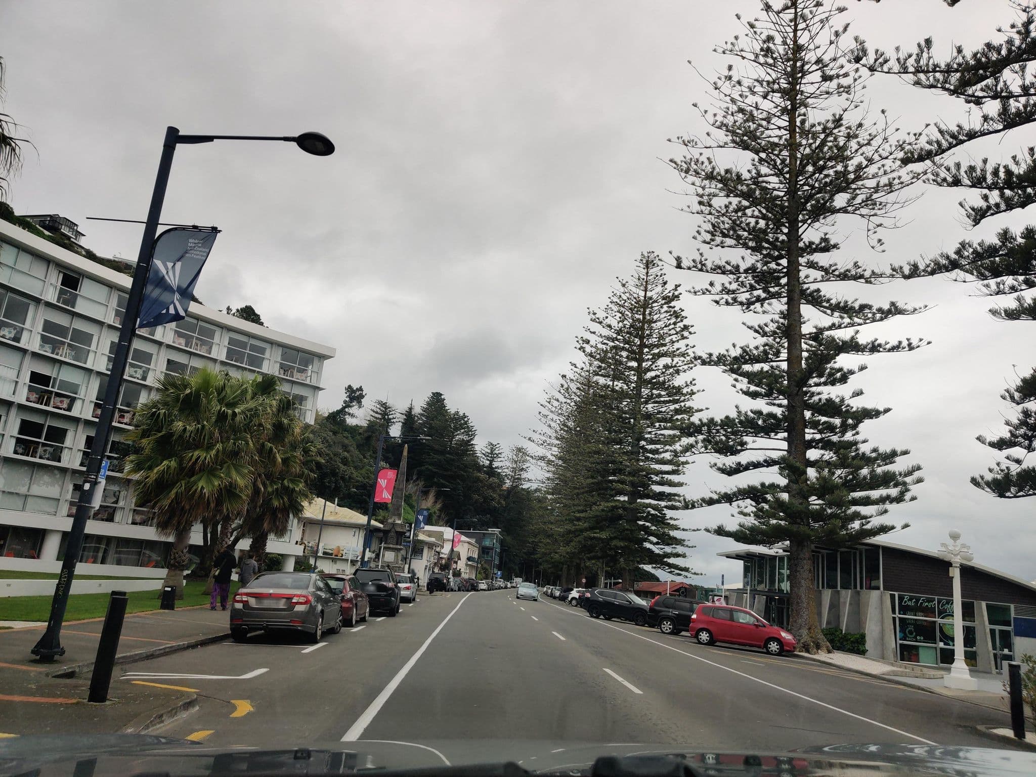 Street view near Scenic Hotel Te Pania, Napier — © elphix (CC BY-SA · Mapillary)