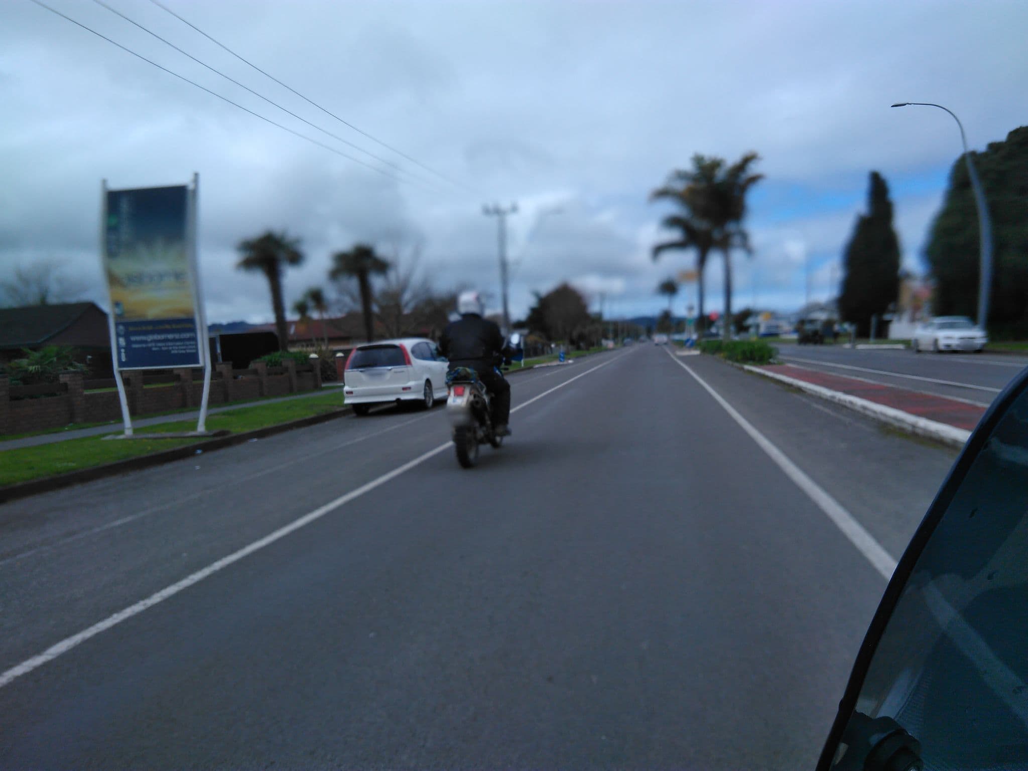 Street view near Champers Motor Lodge Gisborne, Te Hapara — © captaincol (CC BY-SA · Mapillary)