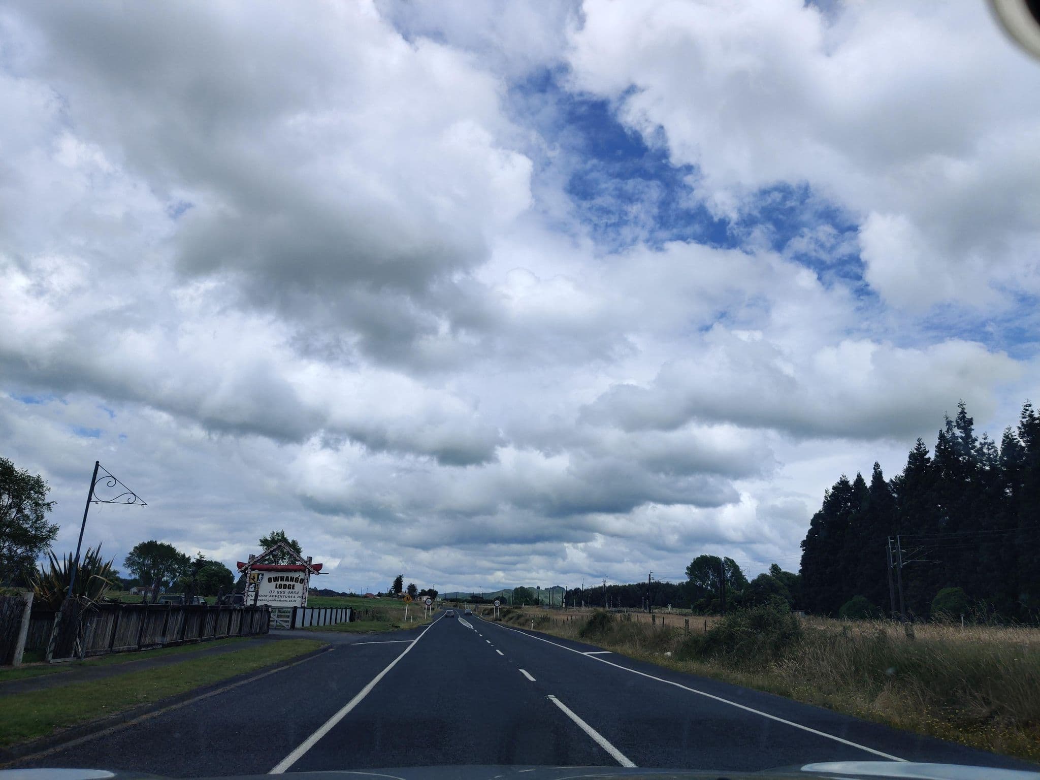 Street view near Owhango Hotel, Taumarunui — © elphix (CC BY-SA · Mapillary)