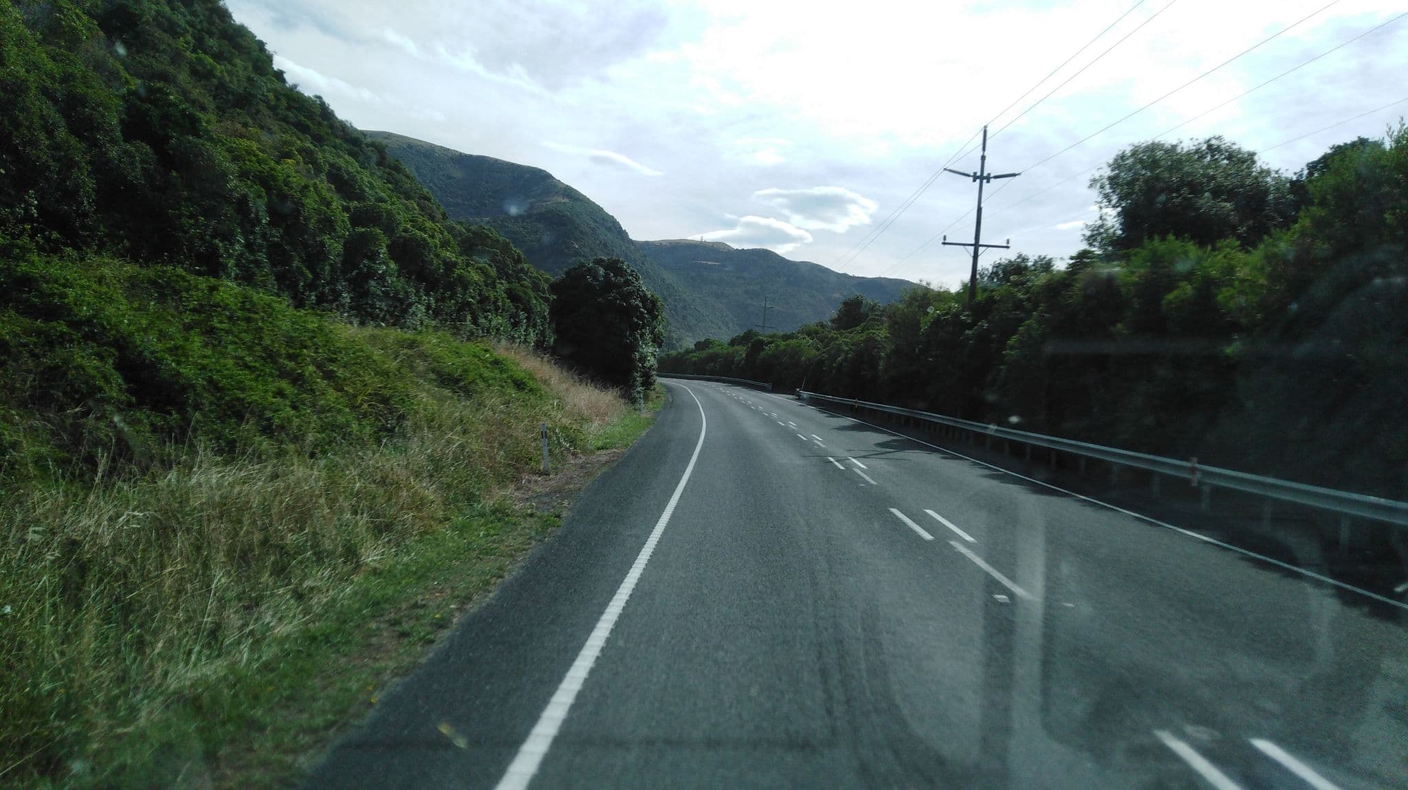 Street view near Paia Point, Redwoodtown — © 1111 (CC BY-SA · Mapillary)