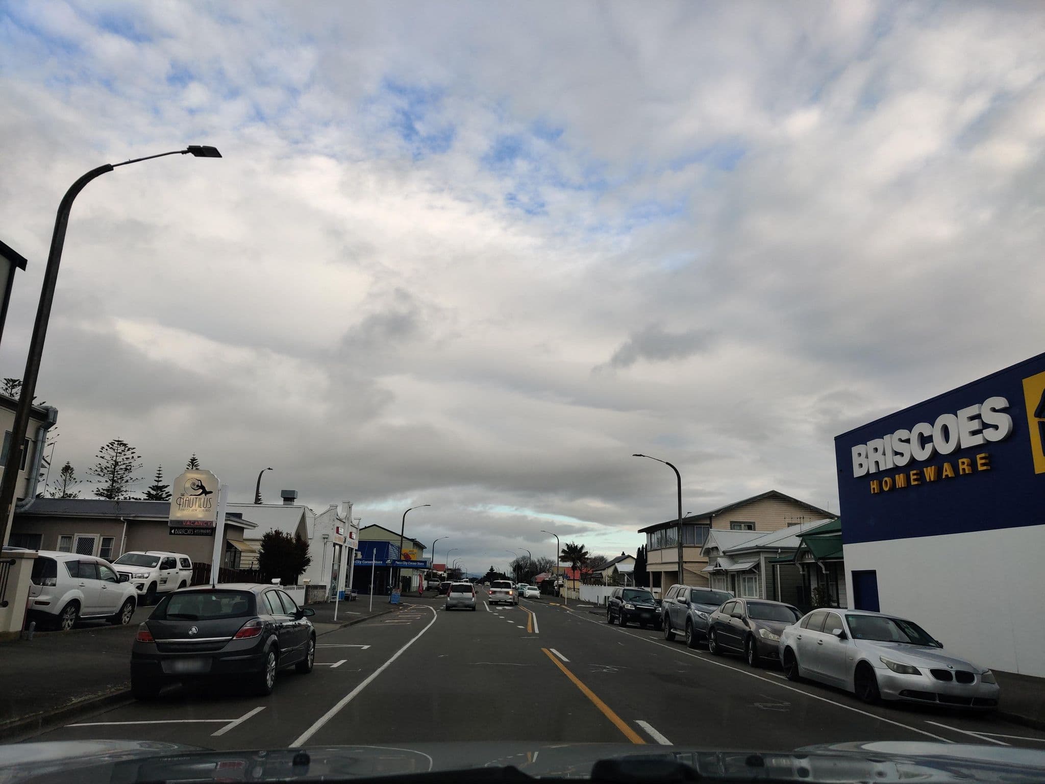 Street view near The Nautilus, Napier — © elphix (CC BY-SA · Mapillary)
