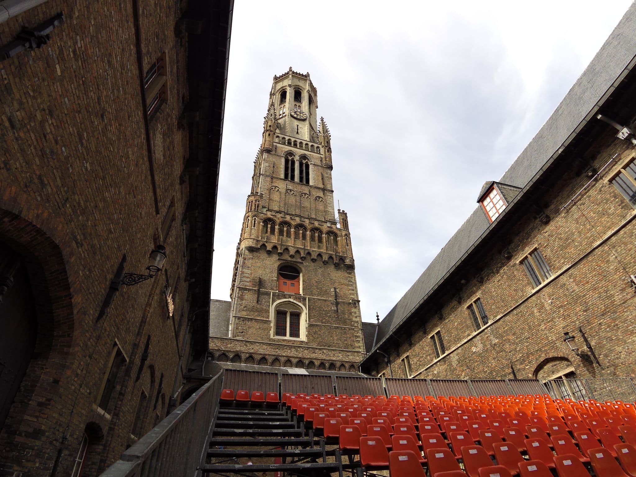 Street view near Hôtel Koffieboontje, Brugge — © zors1843 (CC BY-SA · Mapillary)