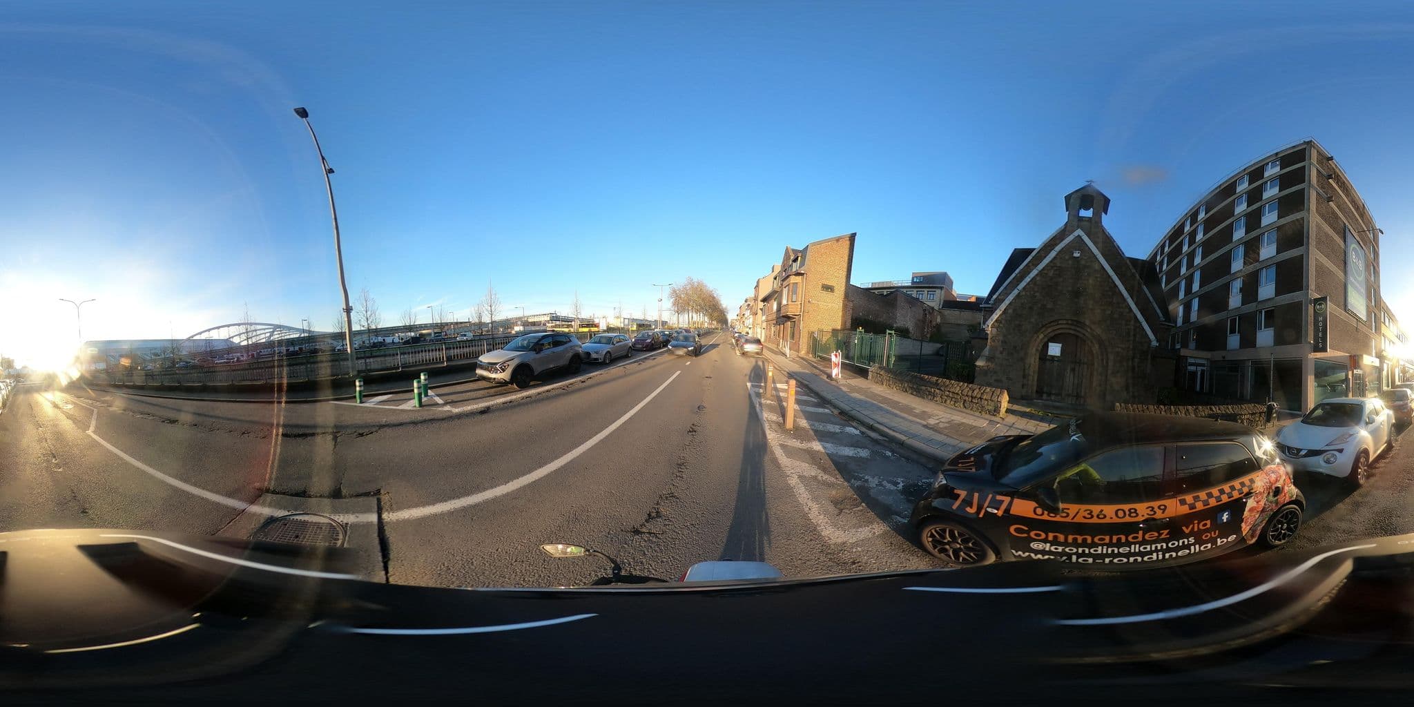 Street view near B&B Hotel Mons, Mons — © padididejurbise (CC BY-SA · Mapillary)