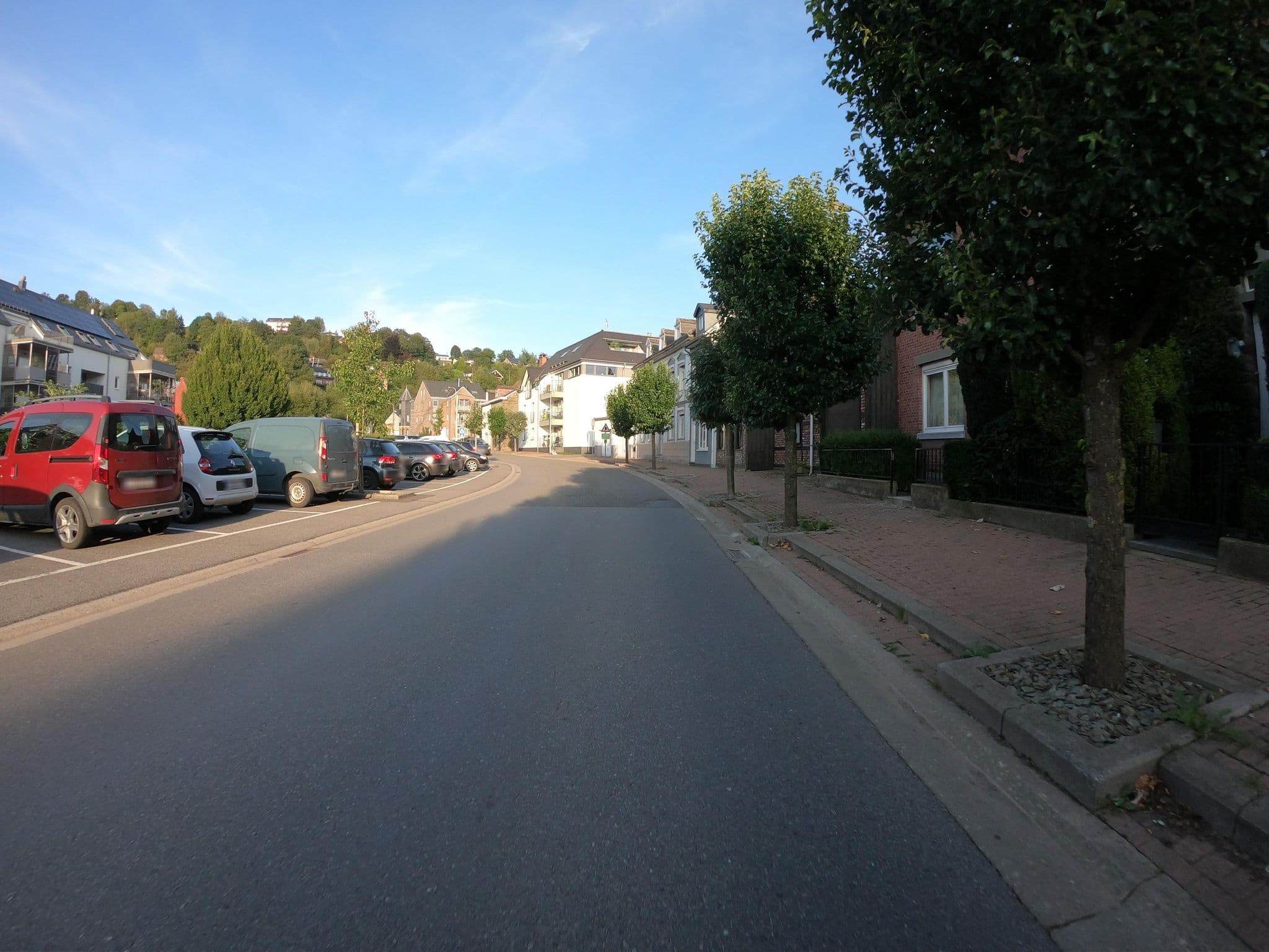 Street view near Le Petit Vert, Malmédy — © joostjakob (CC BY-SA · Mapillary)
