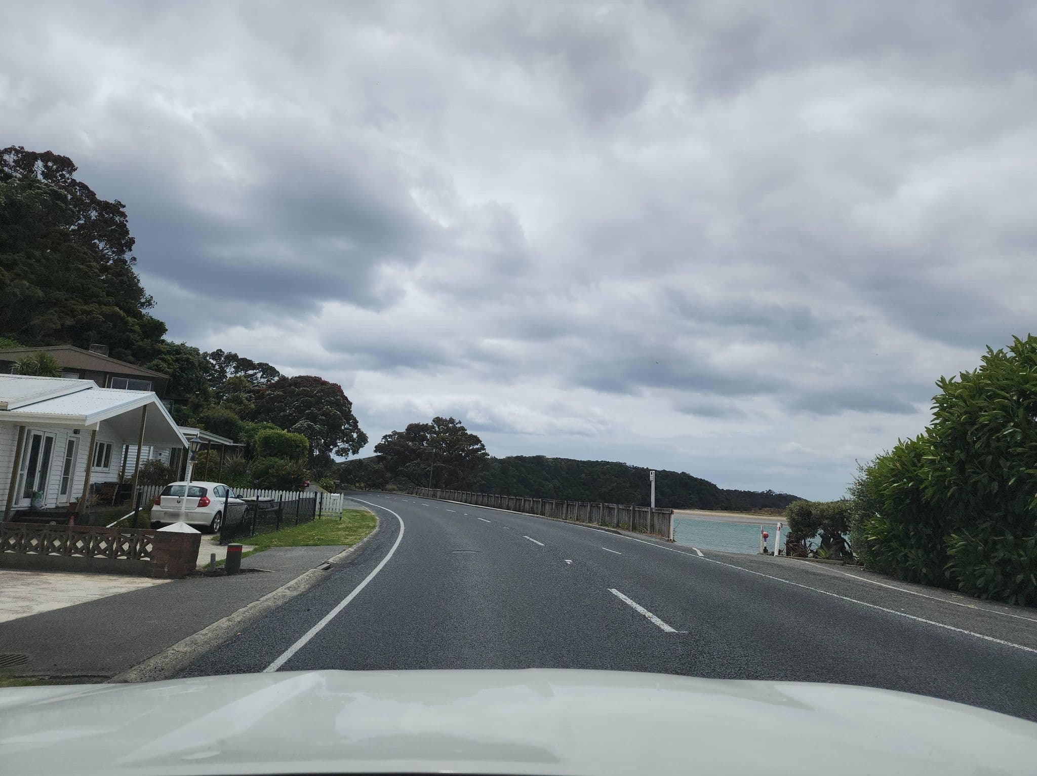 Street view near Tutukaka Coast Motor Lodge, Ngunguru — © timwardWDC (CC BY-SA · Mapillary)