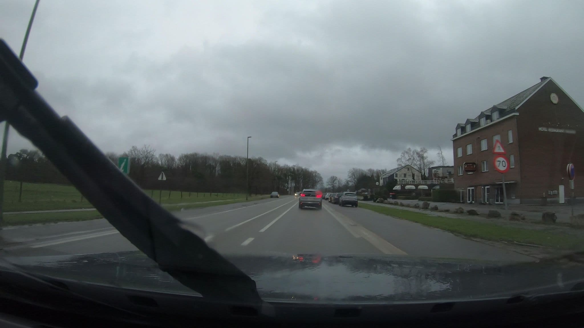 Street view near Halleux, Louveigné — © vinisa (CC BY-SA · Mapillary)