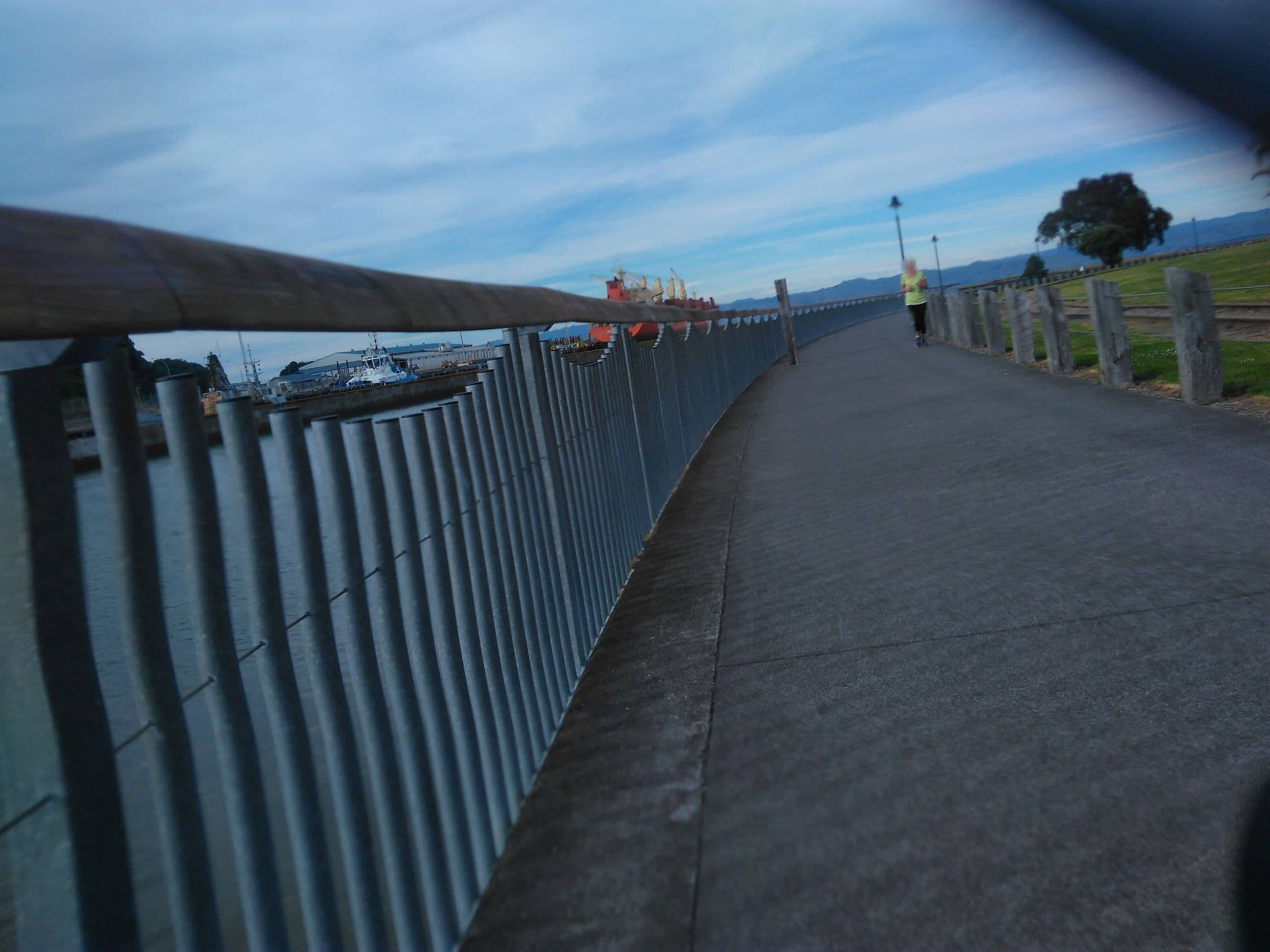 Street view near Portside Hotel, Kaiti — © captaincol (CC BY-SA · Mapillary)