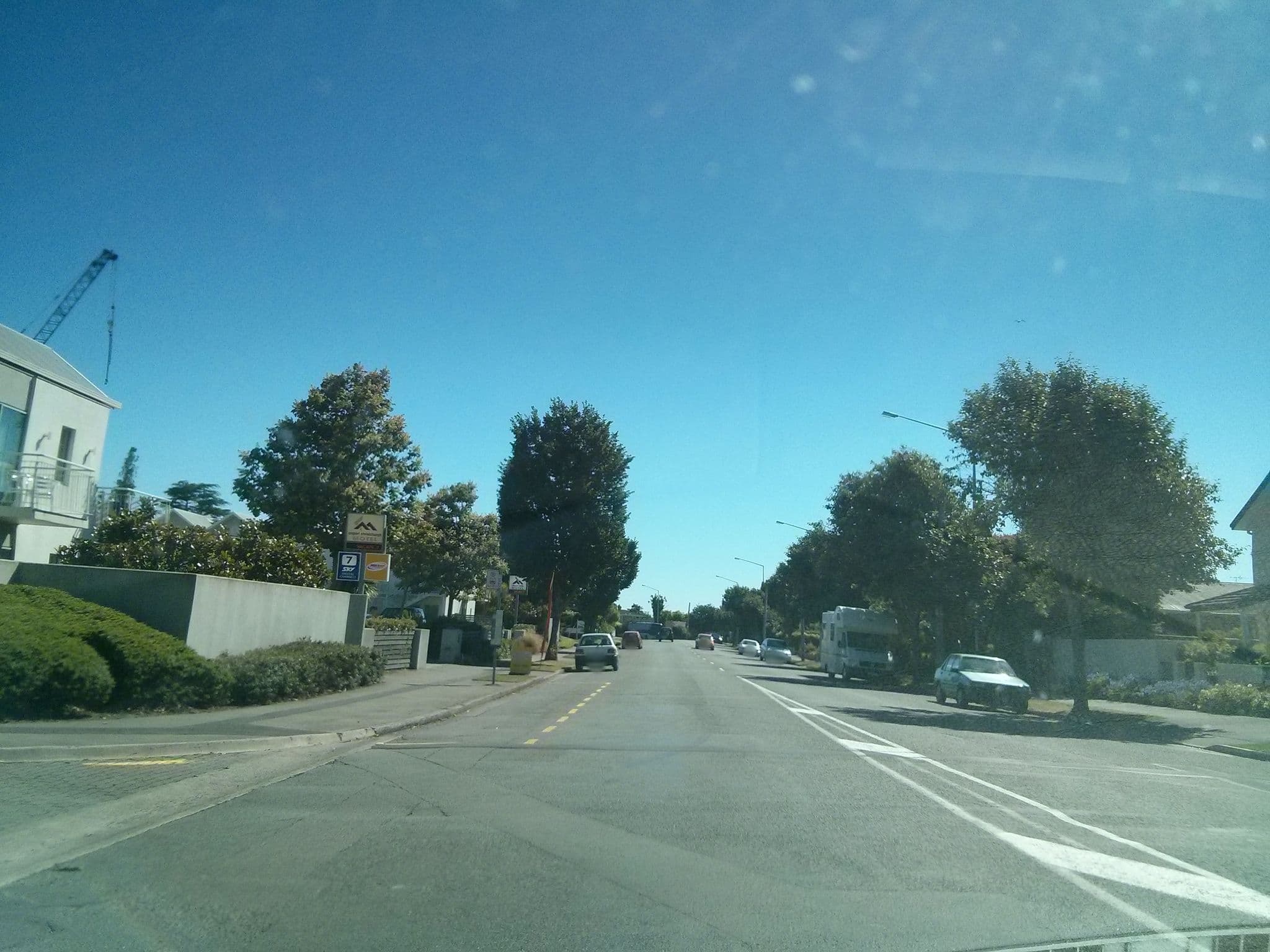 Street view near Airport Palms Motel, Burnside — © hoodlum (CC BY-SA · Mapillary)