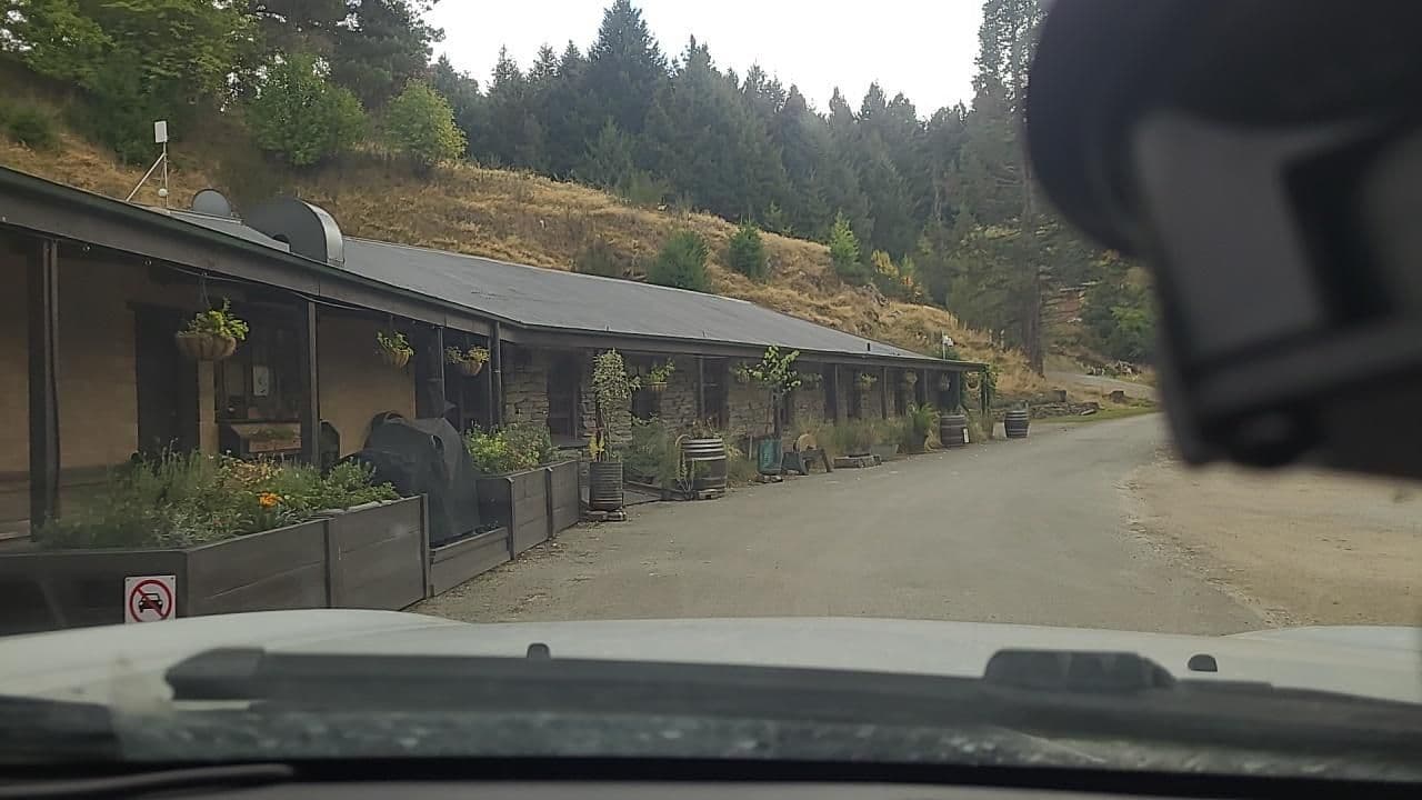 Street view near Danseys Pass Hotel, Weston — © roadroid (CC BY-SA · Mapillary)