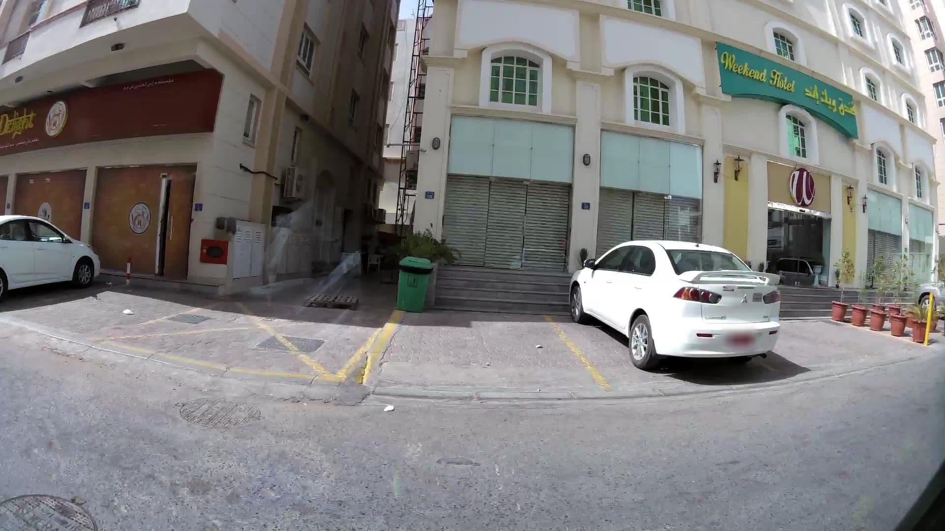 Street view near Weekend Hotel, Bawshar — © kaartcam (CC BY-SA · Mapillary)