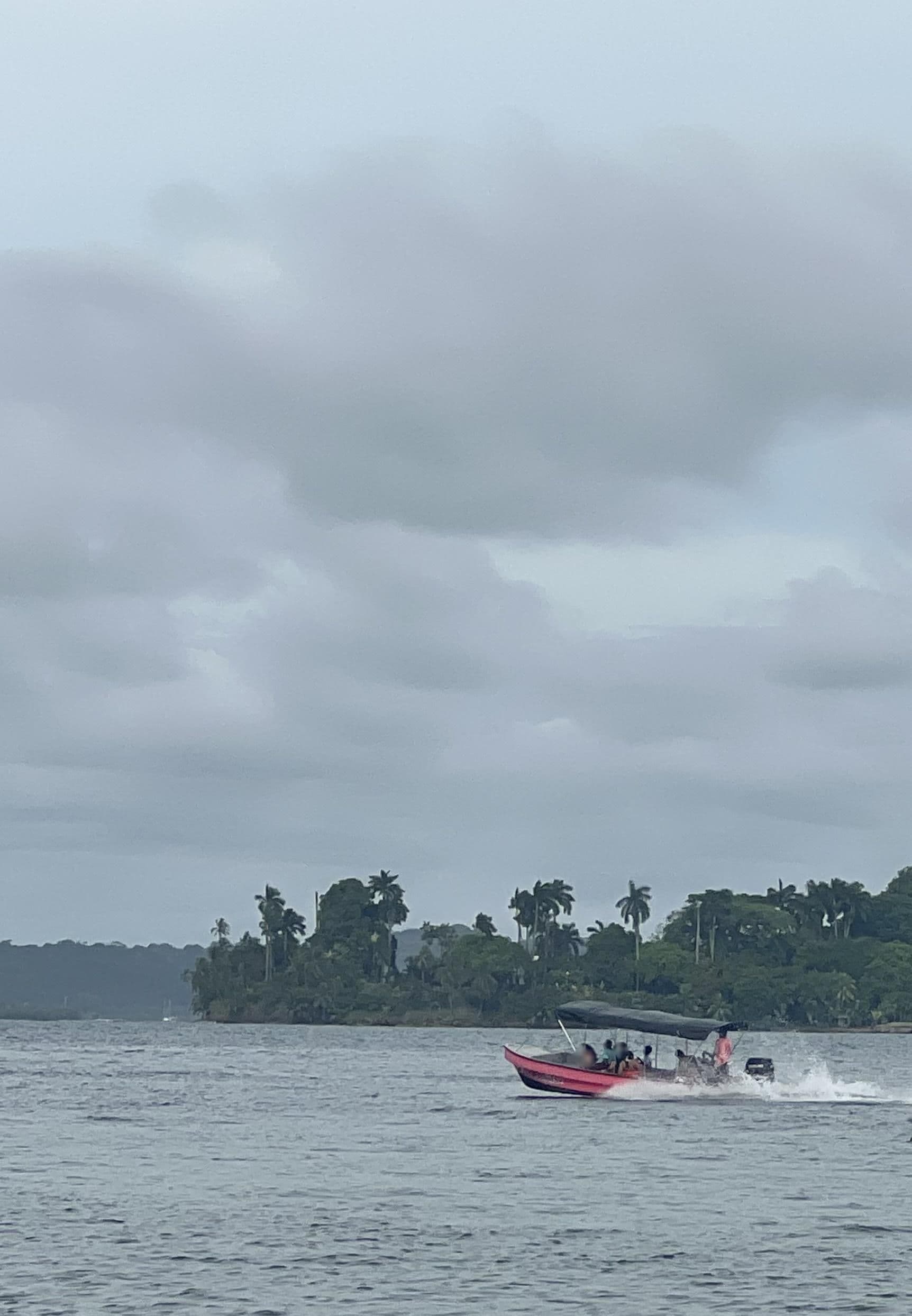 Street view near Faro del Colibri, Bocas del Toro — © achimbode (CC BY-SA · Mapillary)