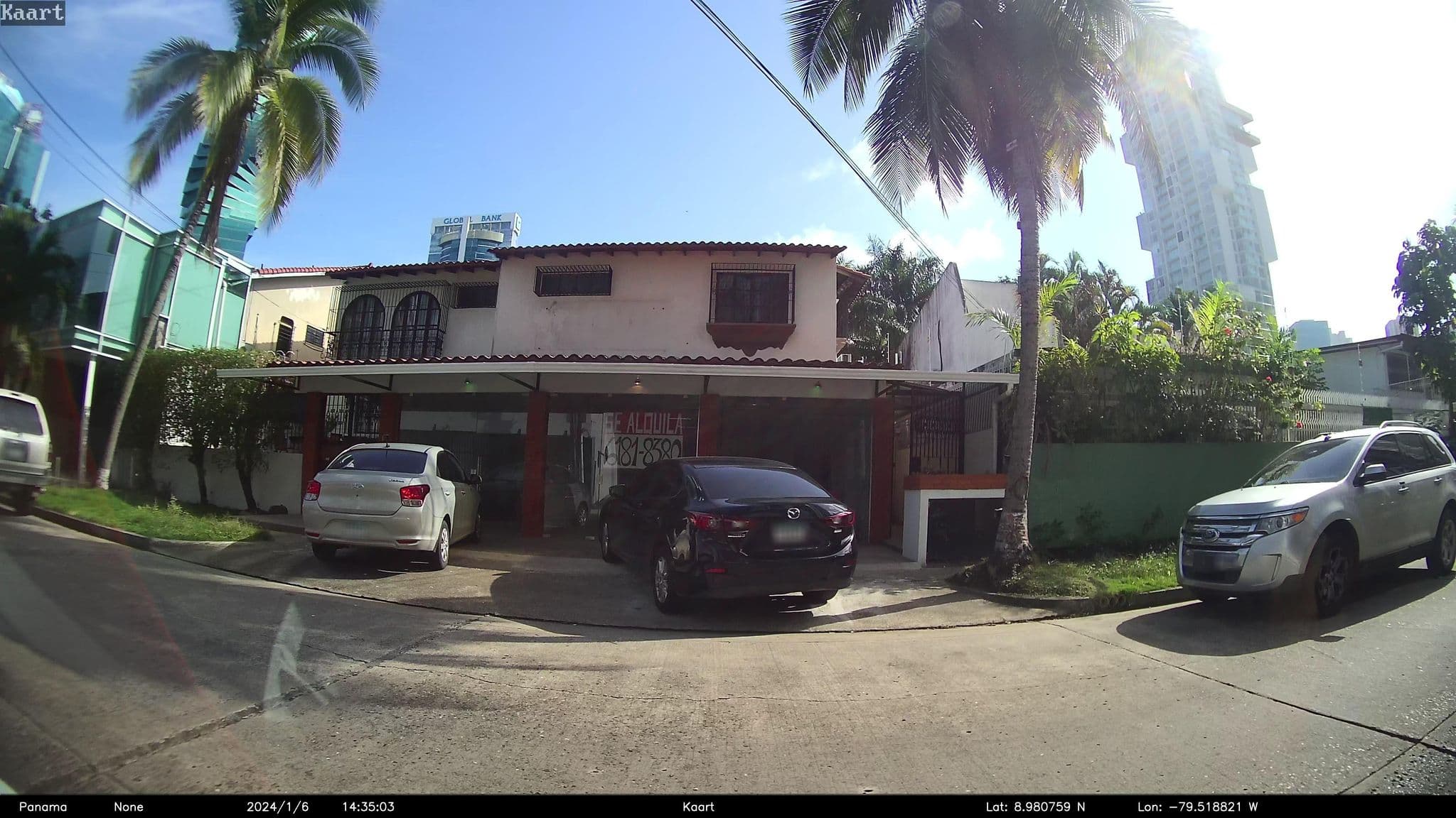 Street view near Los Mostros, Panama City — © kaart_2 (CC BY-SA · Mapillary)