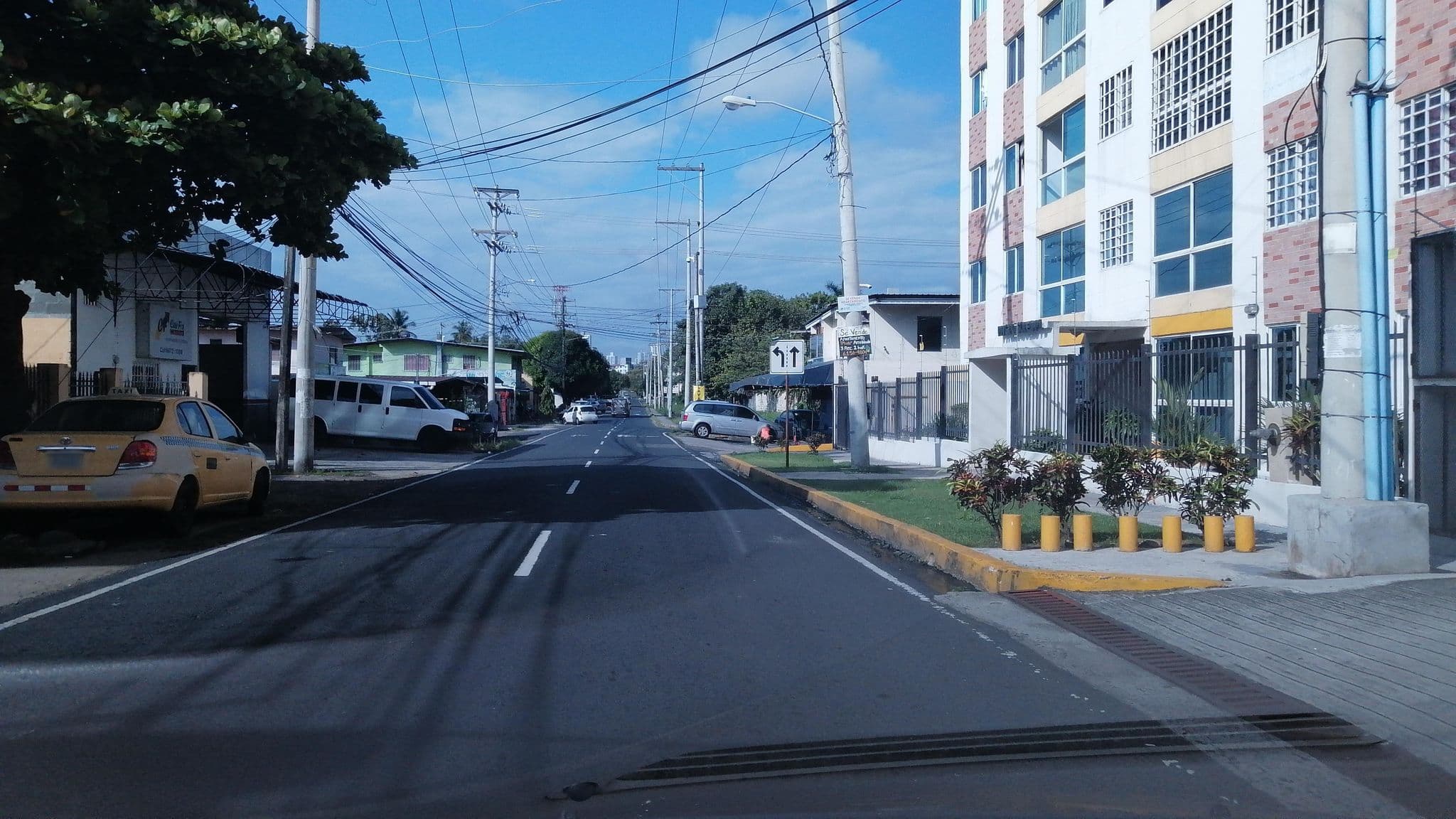 Street view near Ph Girasoles Pl, Río Abajo — © edward (CC BY-SA · Mapillary)