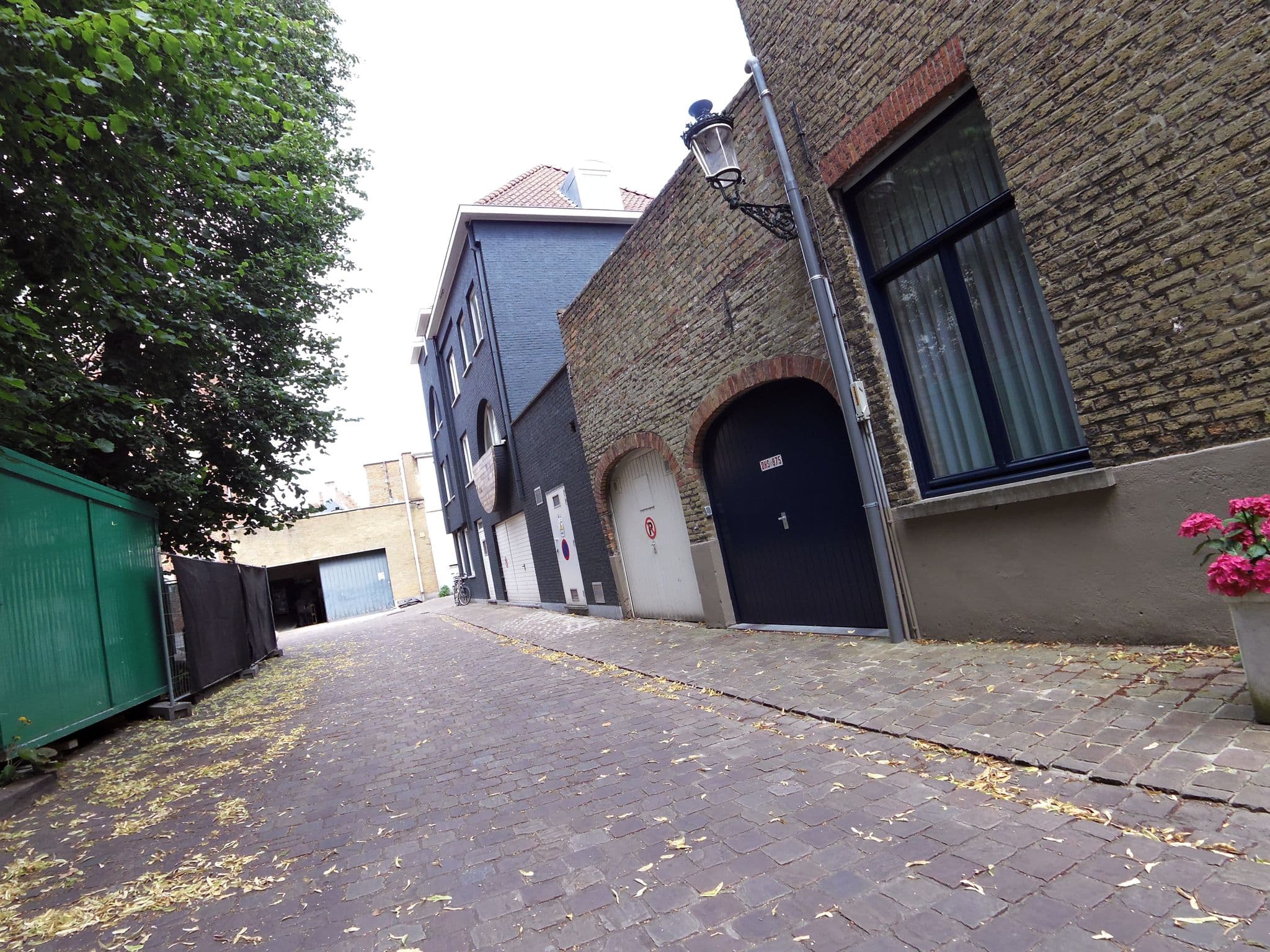 Street view near Dukes Palace residence, Brugge — © zors1843 (CC BY-SA · Mapillary)