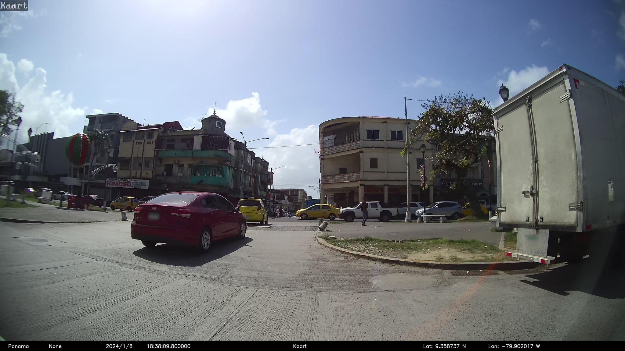 Street view near Hotel Plaza, Colón — © kaart_2 (CC BY-SA · Mapillary)