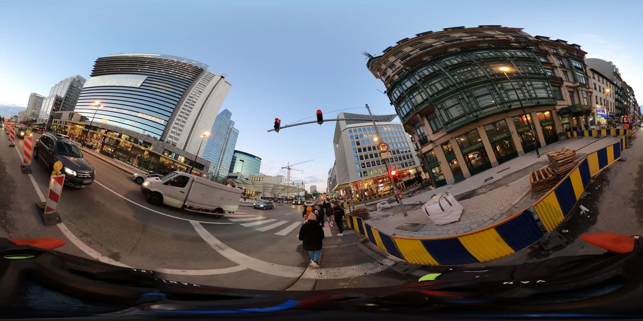 Street view near Le Dome, Brussels — © Stefdegreef (CC BY-SA · Mapillary)