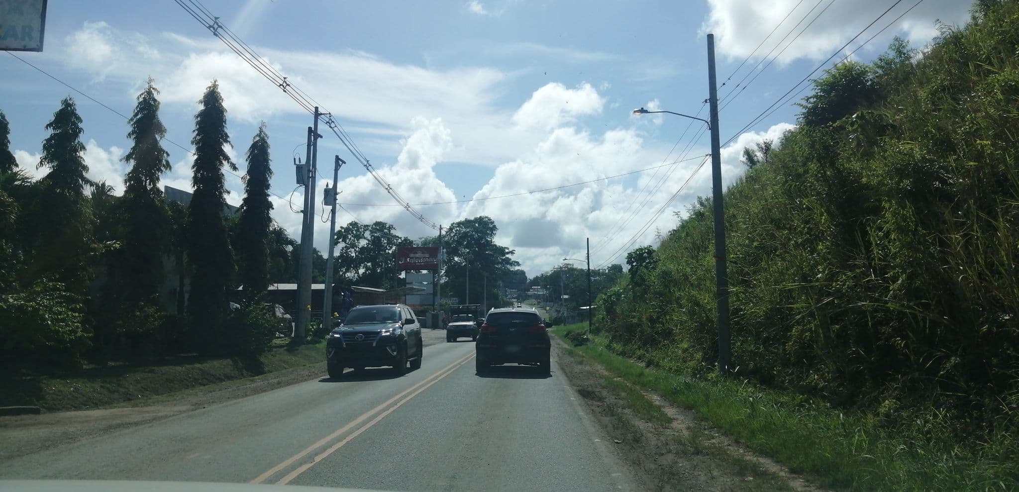 Street view near El Hotel y Restaurante Avicar, Tortí — © victorjr30 (CC BY-SA · Mapillary)