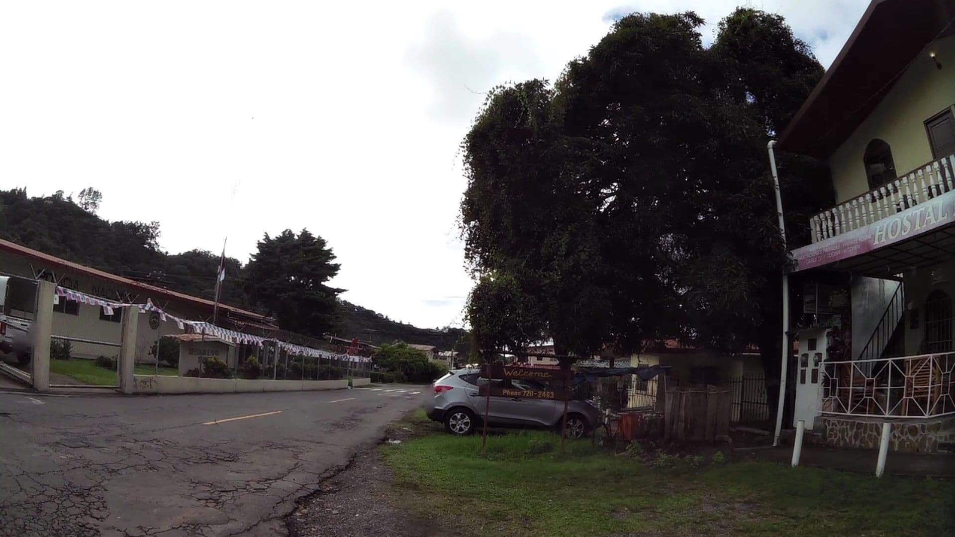 Street view near Hostal Doraz, Bajo Boquete — © kaartcam (CC BY-SA · Mapillary)