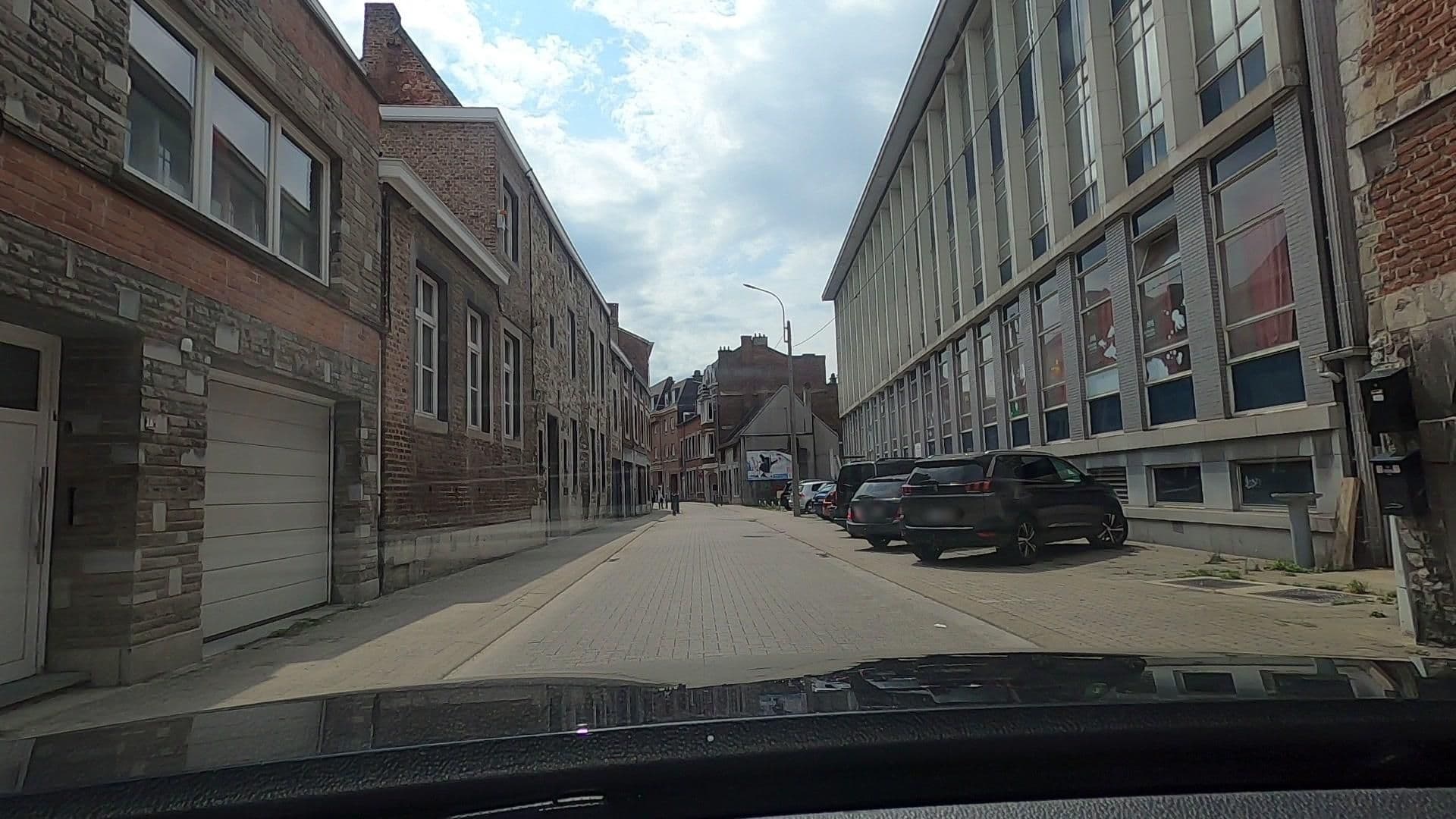 Street view near B&B Les Augustins, Huy — © uwekoch (CC BY-SA · Mapillary)