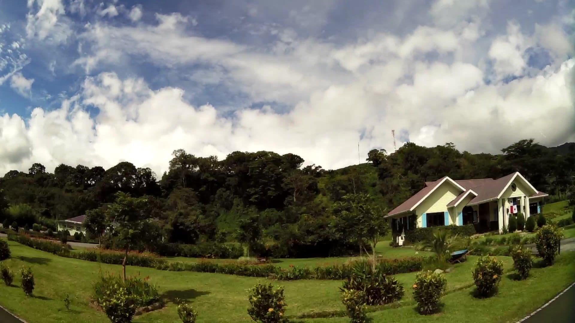 Street view near The Riverside Inn, Boquete — © kaartcam (CC BY-SA · Mapillary)